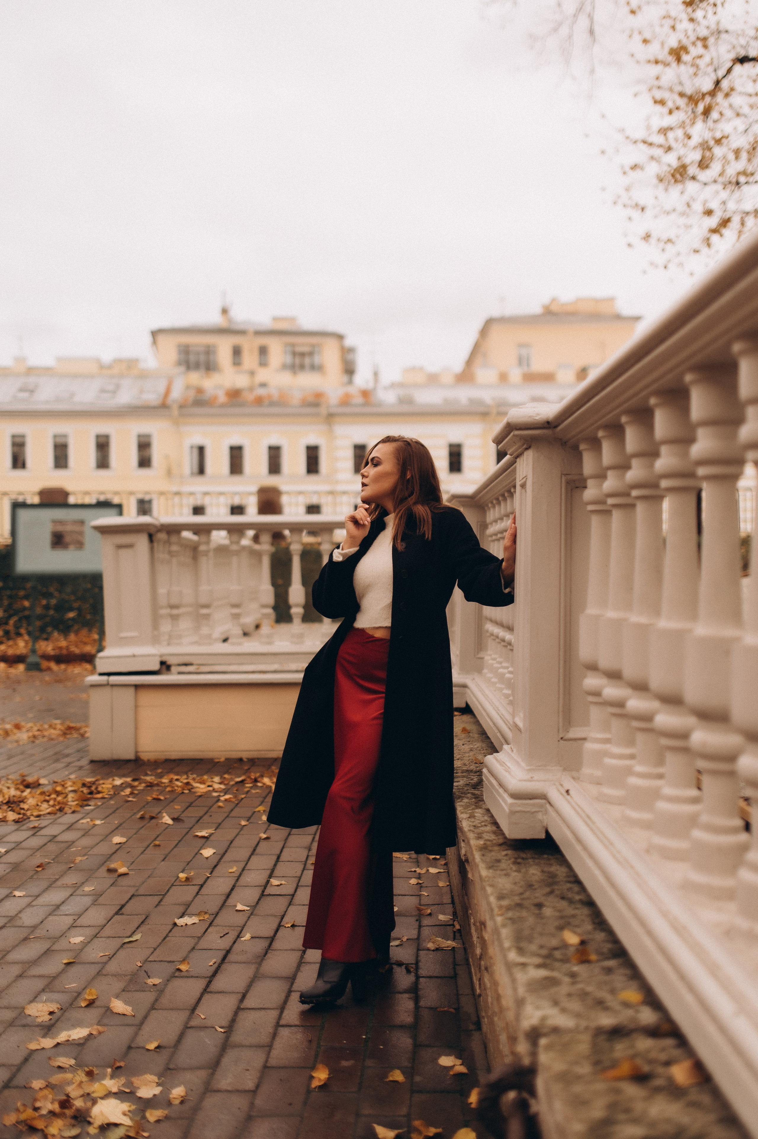 Осенняя индивидуальная фотопрогулка летний сад. Фотограф ПИТЕР СПБ Надежда Баранова