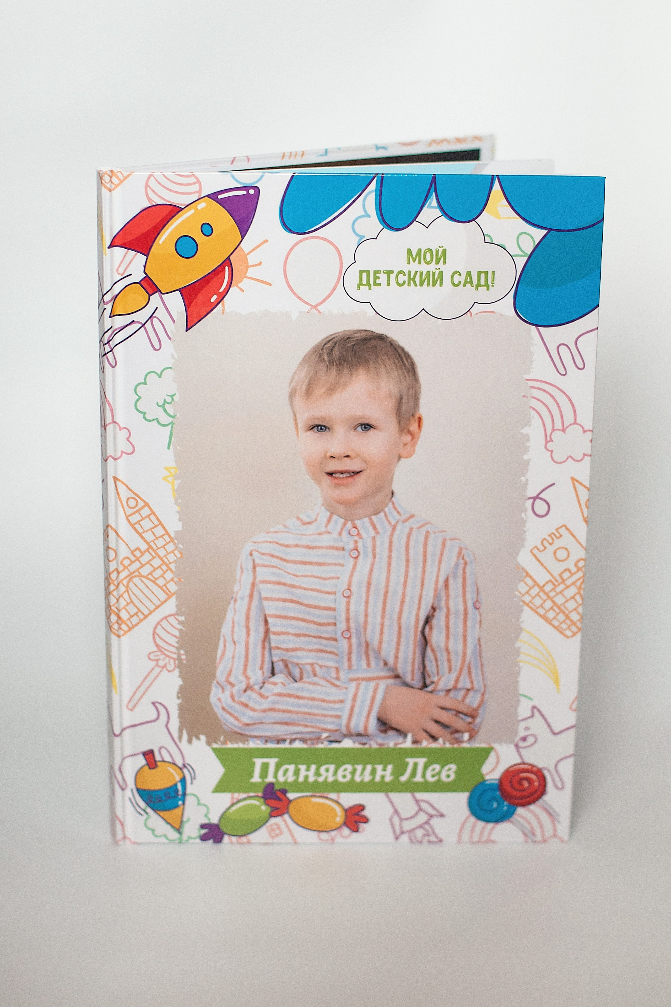 Выпускной фотоальбом 2025. Семейный фотограф в Санкт-Петербурге