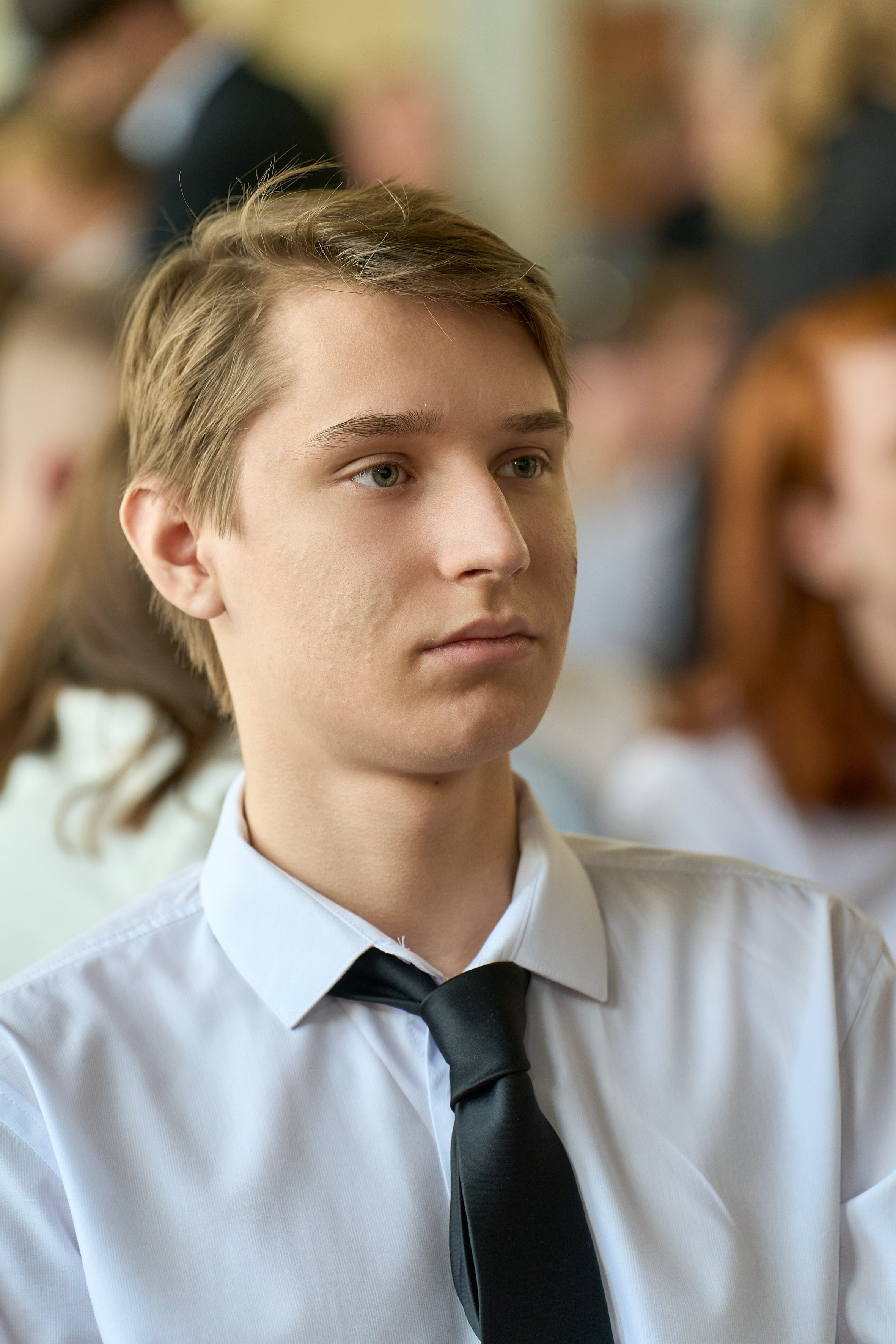 Вручение аттестатов 11 класс. Репортажный и портретный фотограф в Томске Ларионов Артём