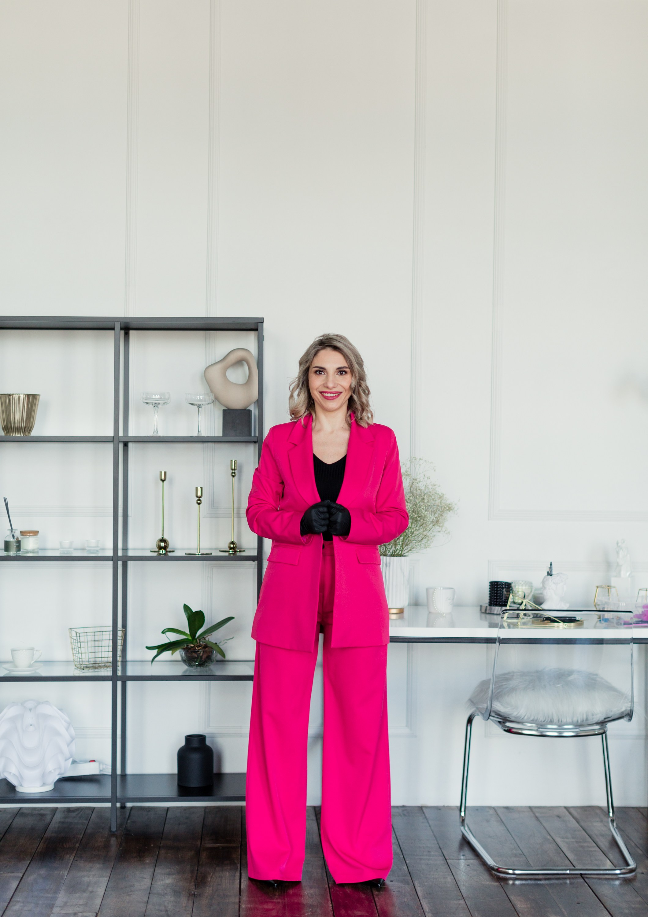 Наталья эксперт по перманентному макияжу. Портретный фотограф в Красноярске Акифьева Евгения