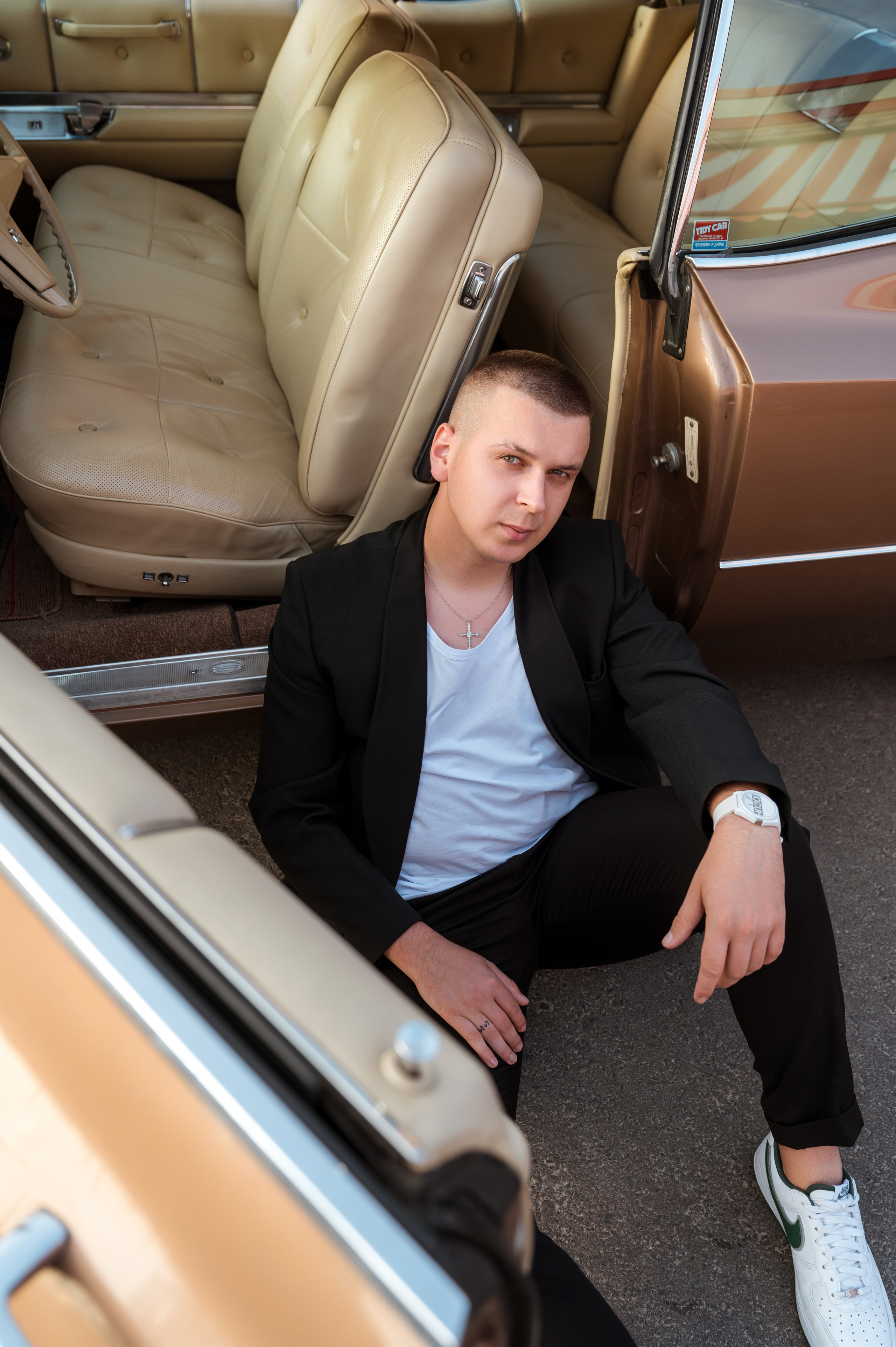 Кадиллак и свадьба без белого платья. Свадебный и портретный фотограф в Белгороде Олеся Гавшина