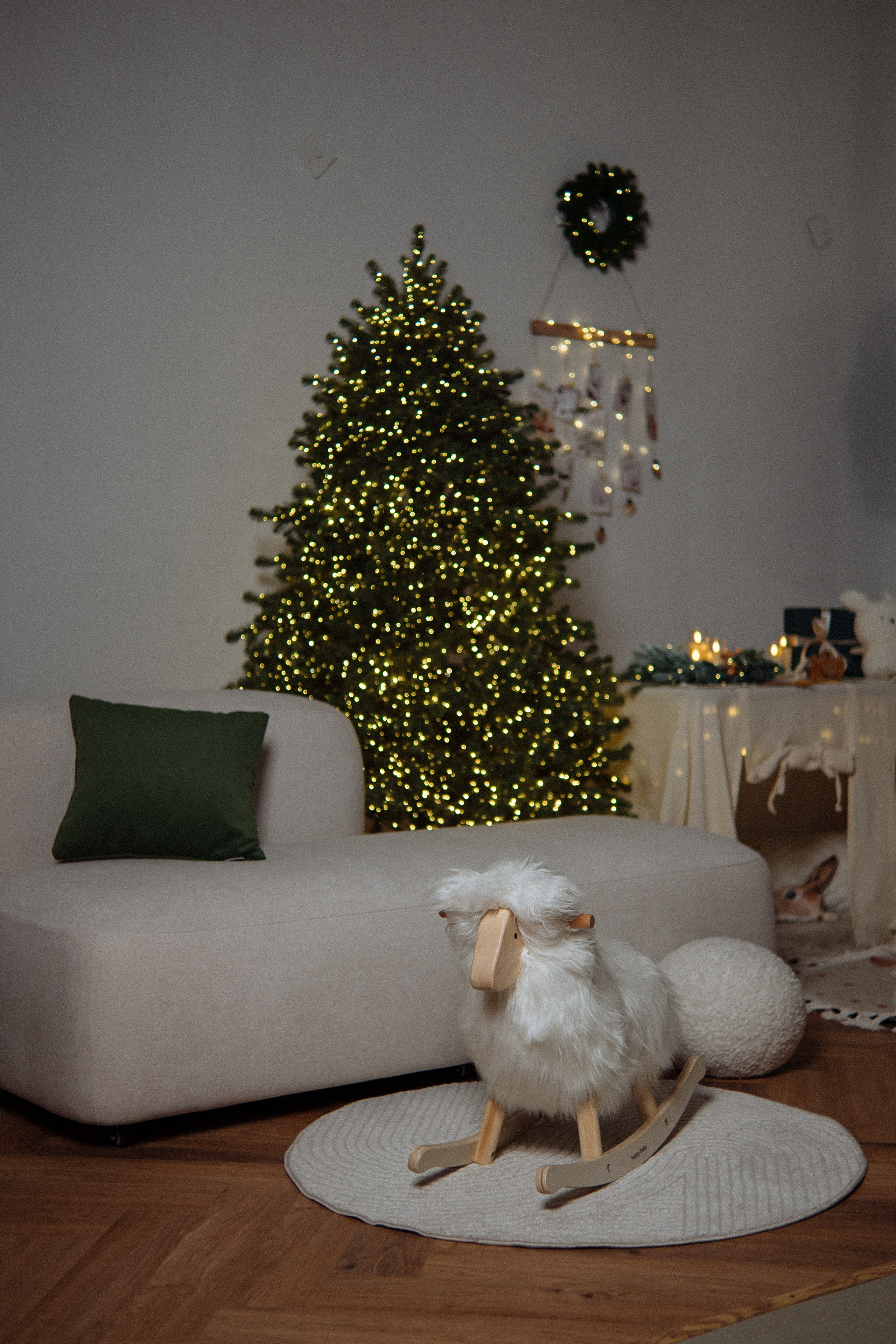 Новогодние декорации в зале AURA. AURA Фотостудия в Нижнем Новгороде