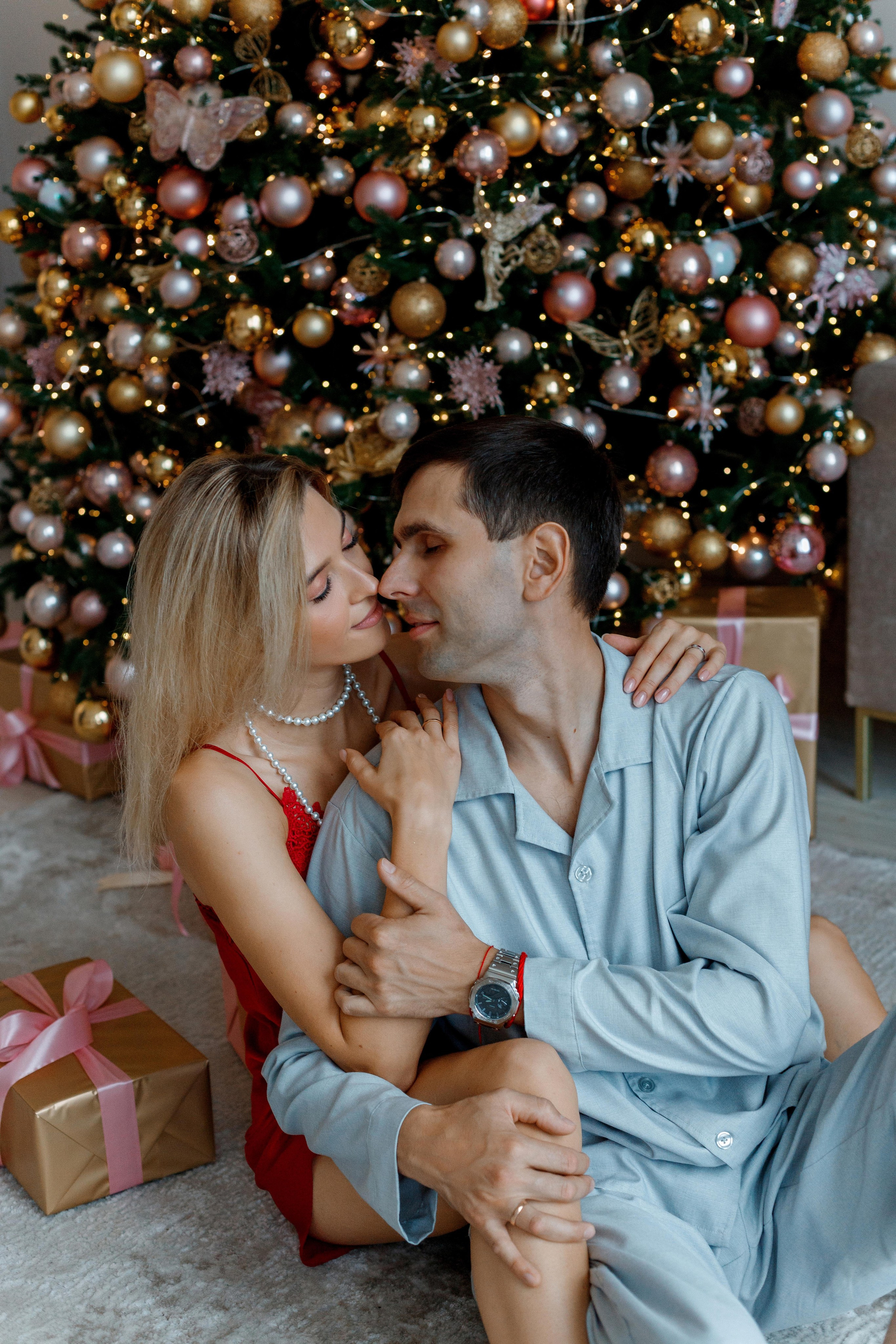 Новогодняя семейная фотосессия в фотостудии Кросс зал Мечта в Москве. Фотограф Александра Сыщенко