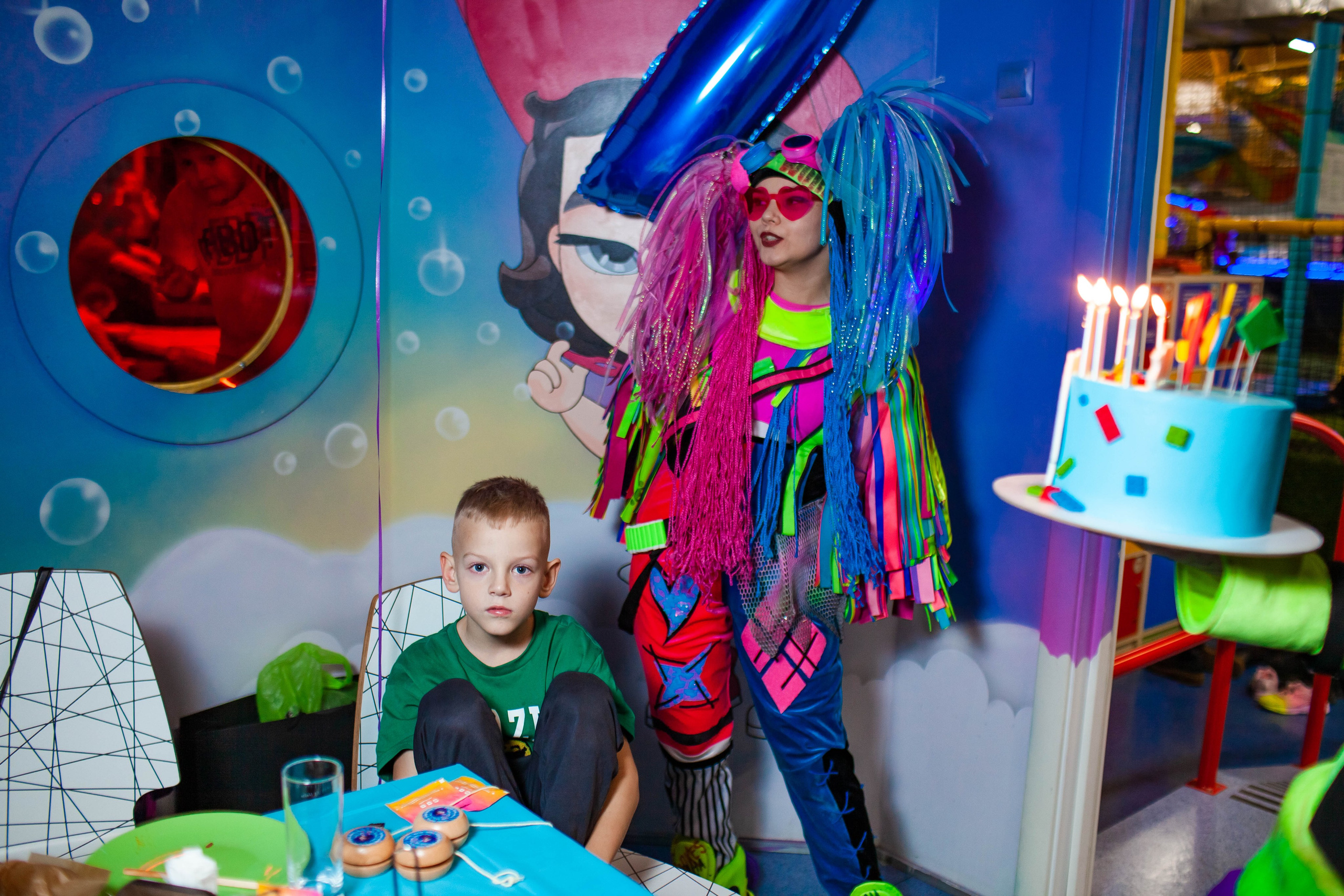 Неон Челендж День рождения Ярослава. Детский и семейный фотограф в Санкт-Петербурге Елизавета Сорокина