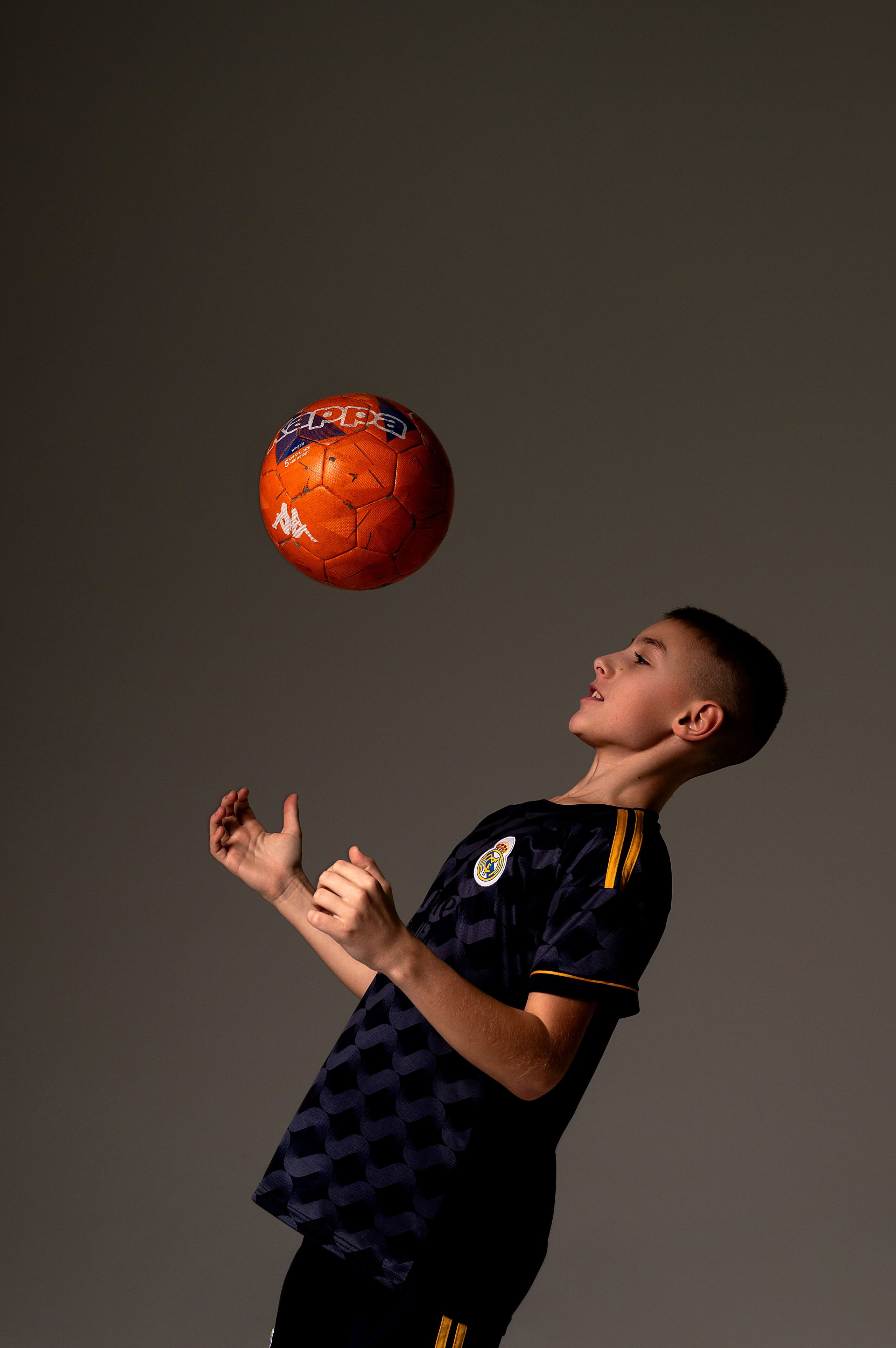 Юный футболист. Декабрь 2024. Спортивный фотограф в Туле и Тульской области. Файсханова Фото Спорт