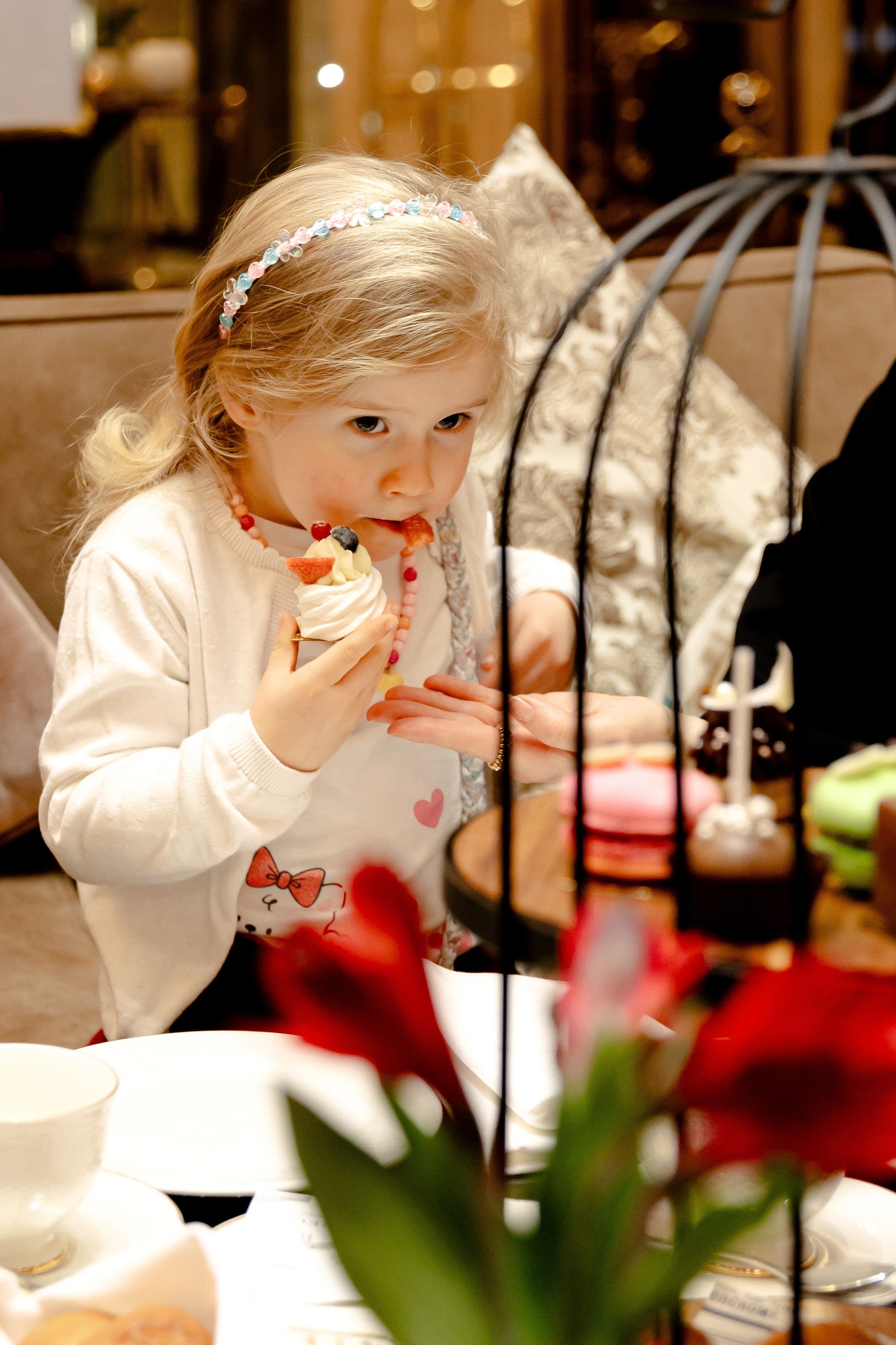 Чайная церемония в отеле «ST REGIS MOSCOW». Свадебный/Портретный фотограф снимаю в Москве