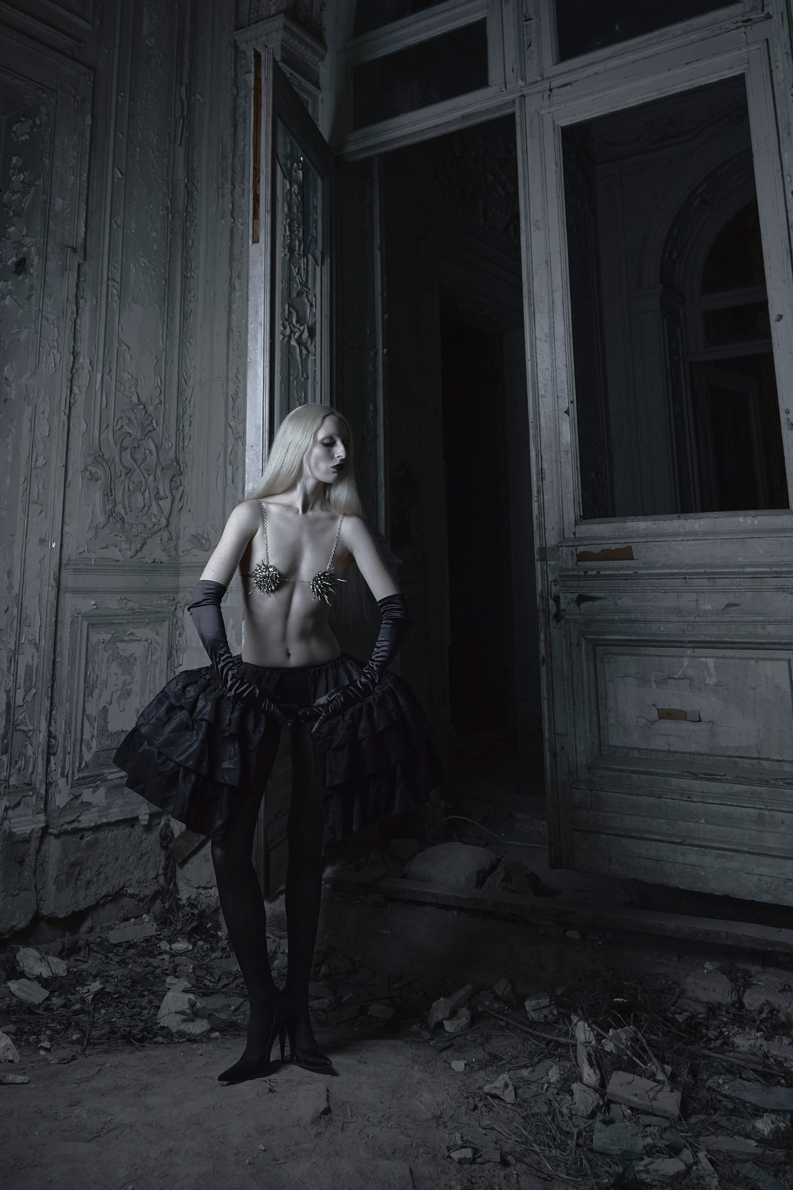 REL. Фотограф для брендов Любовь Батина (Спб/Мск)