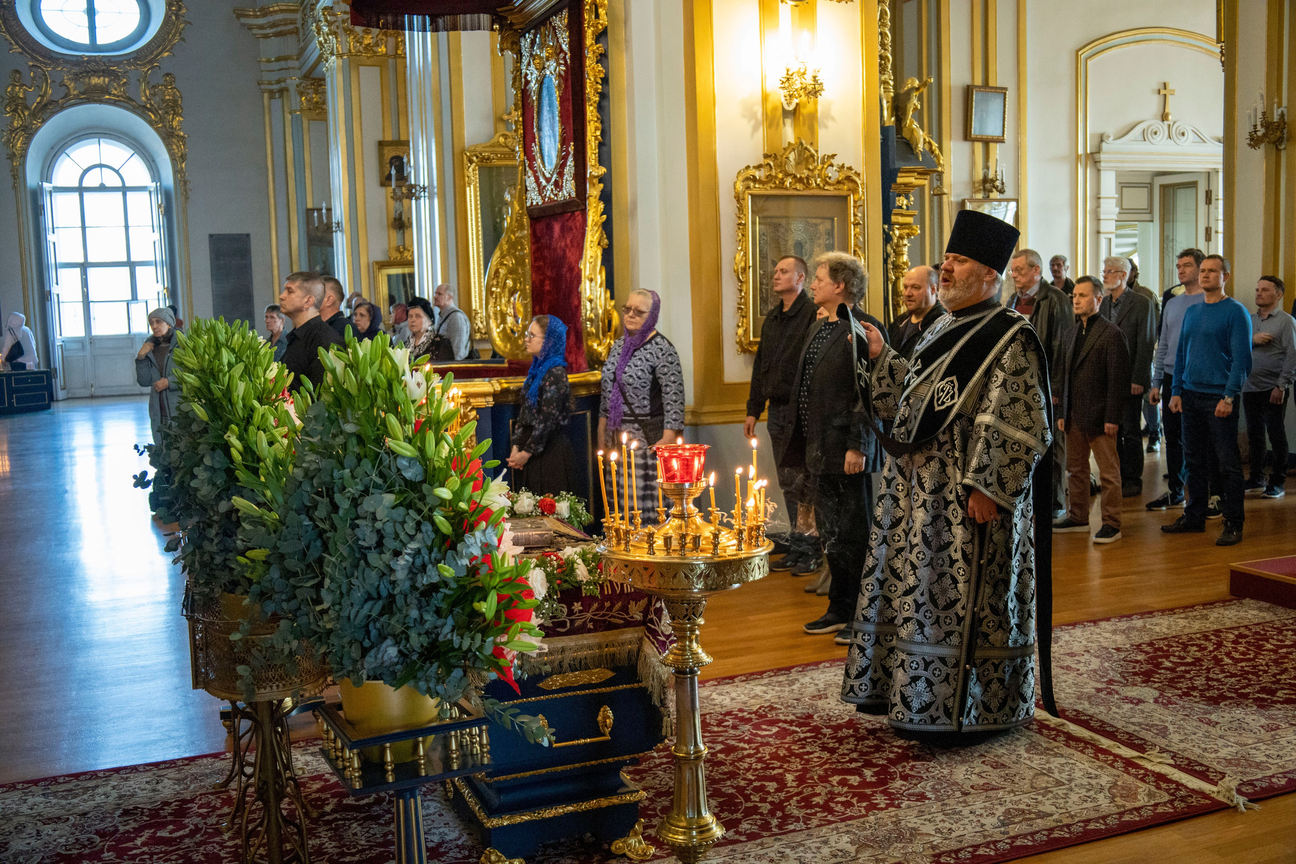 ЧИН ПОГРЕБЕНИЯ СПАСИТЕЛЯ. НИКОЛО-БОГОЯВЛЕНСКИЙ МОРСКОЙ СОБОР