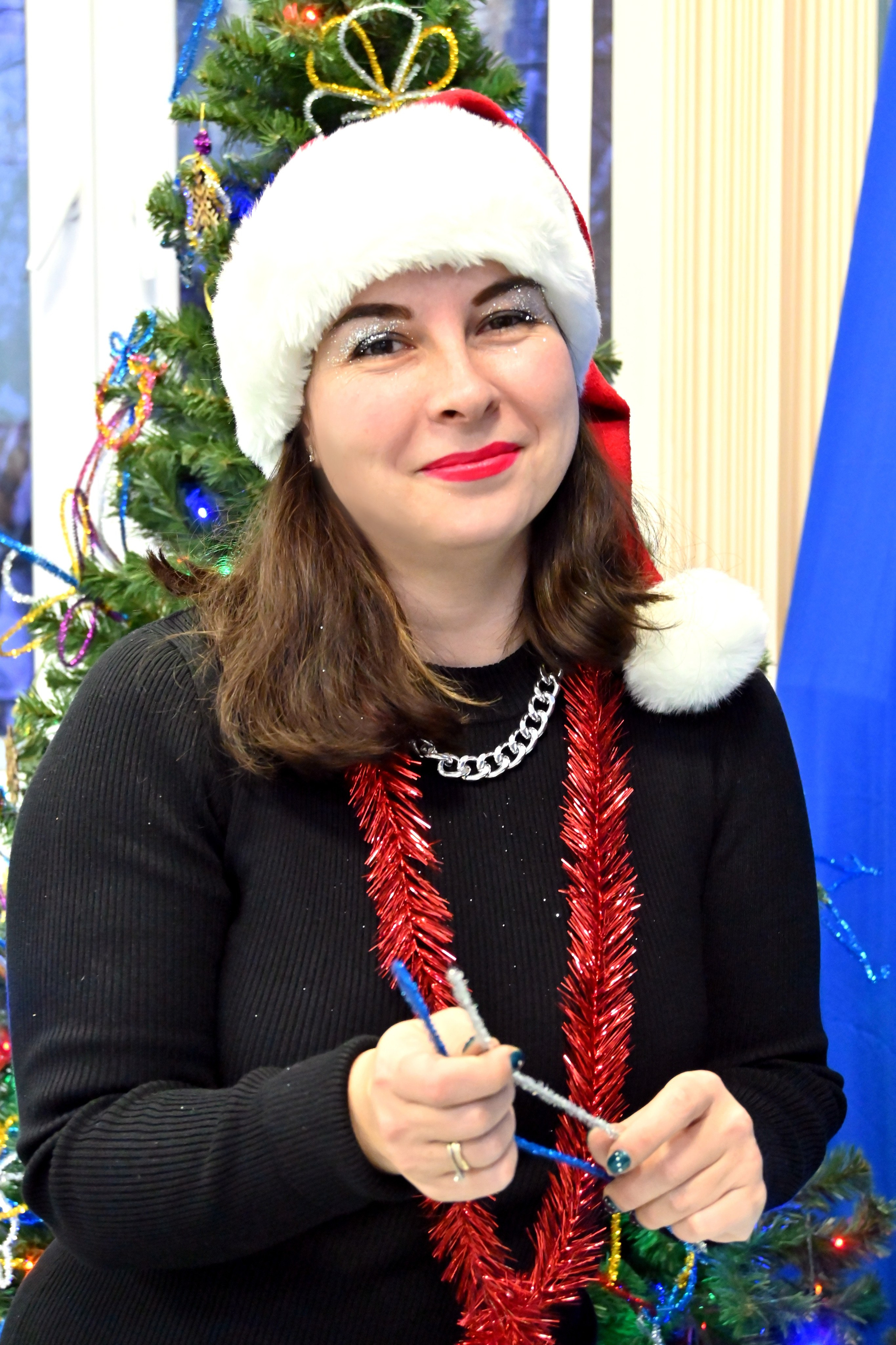 Новогодний переполох семейного клуба «Улей» 16.12.2023. Профессиональный фотограф в Москве Алёна Котова