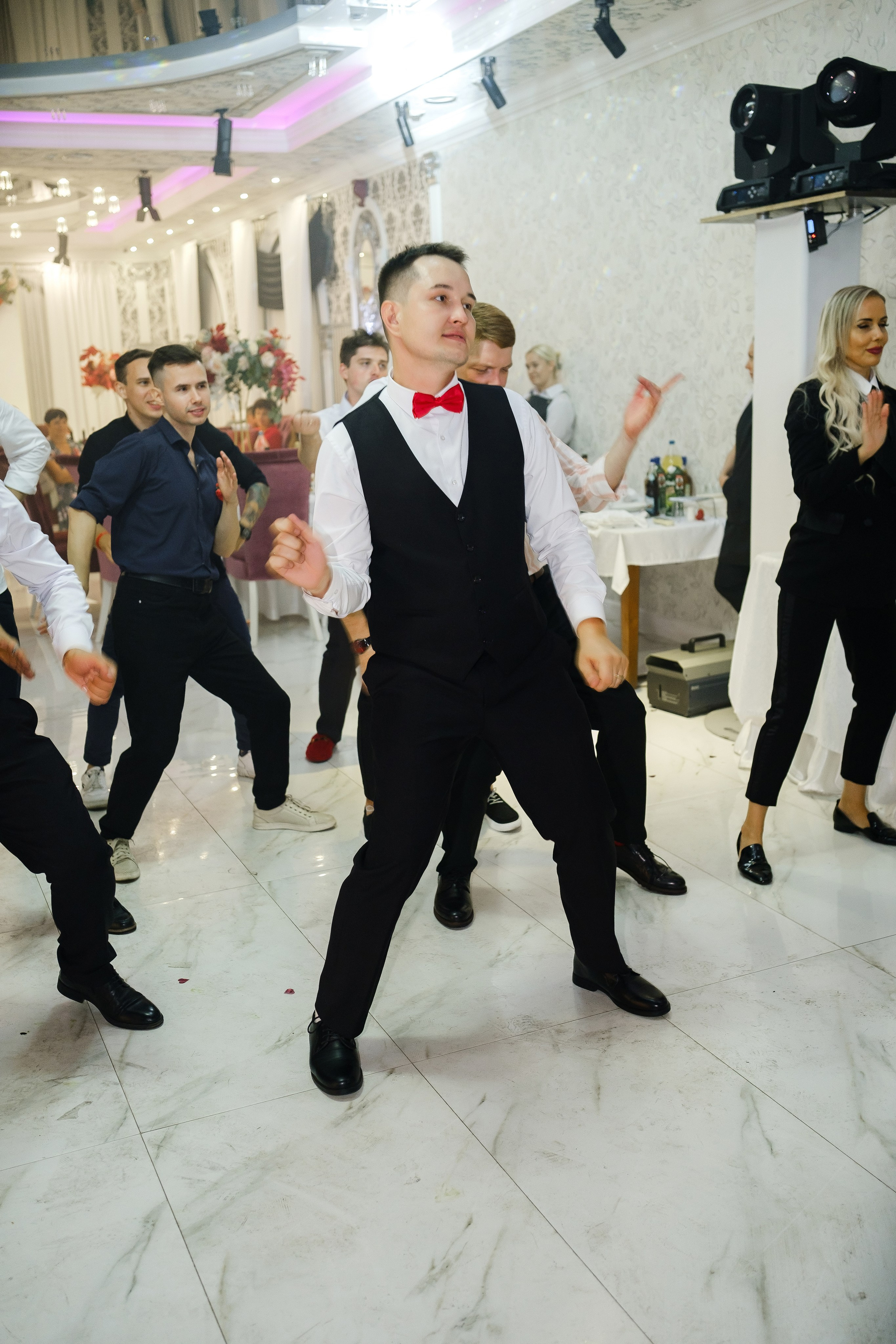 Михаил и Юлия. Свадебный фотограф | репортаж | праздники | крещение