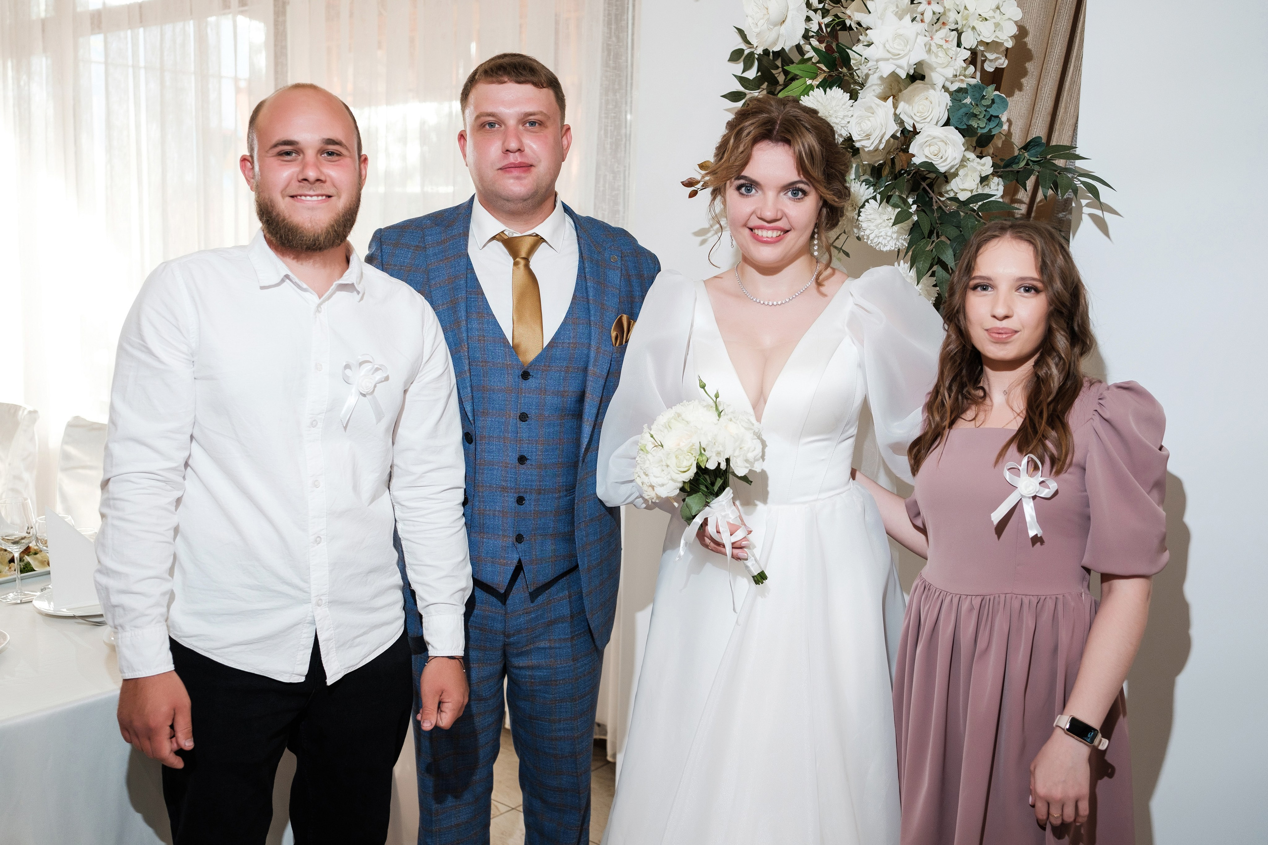 Виктор и Анна. Свадебный фотограф | репортаж | праздники | крещение