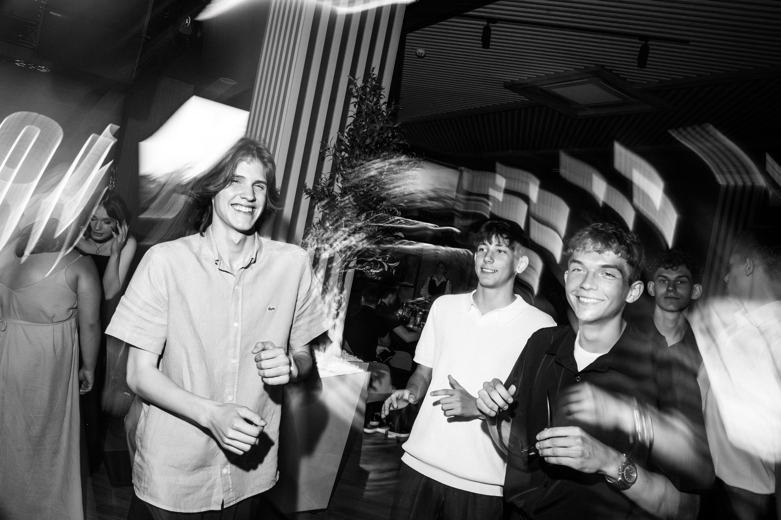 Выпускной 9В класса 2025. Артур Иликчян — Wedding & Event фотограф в Краснодаре