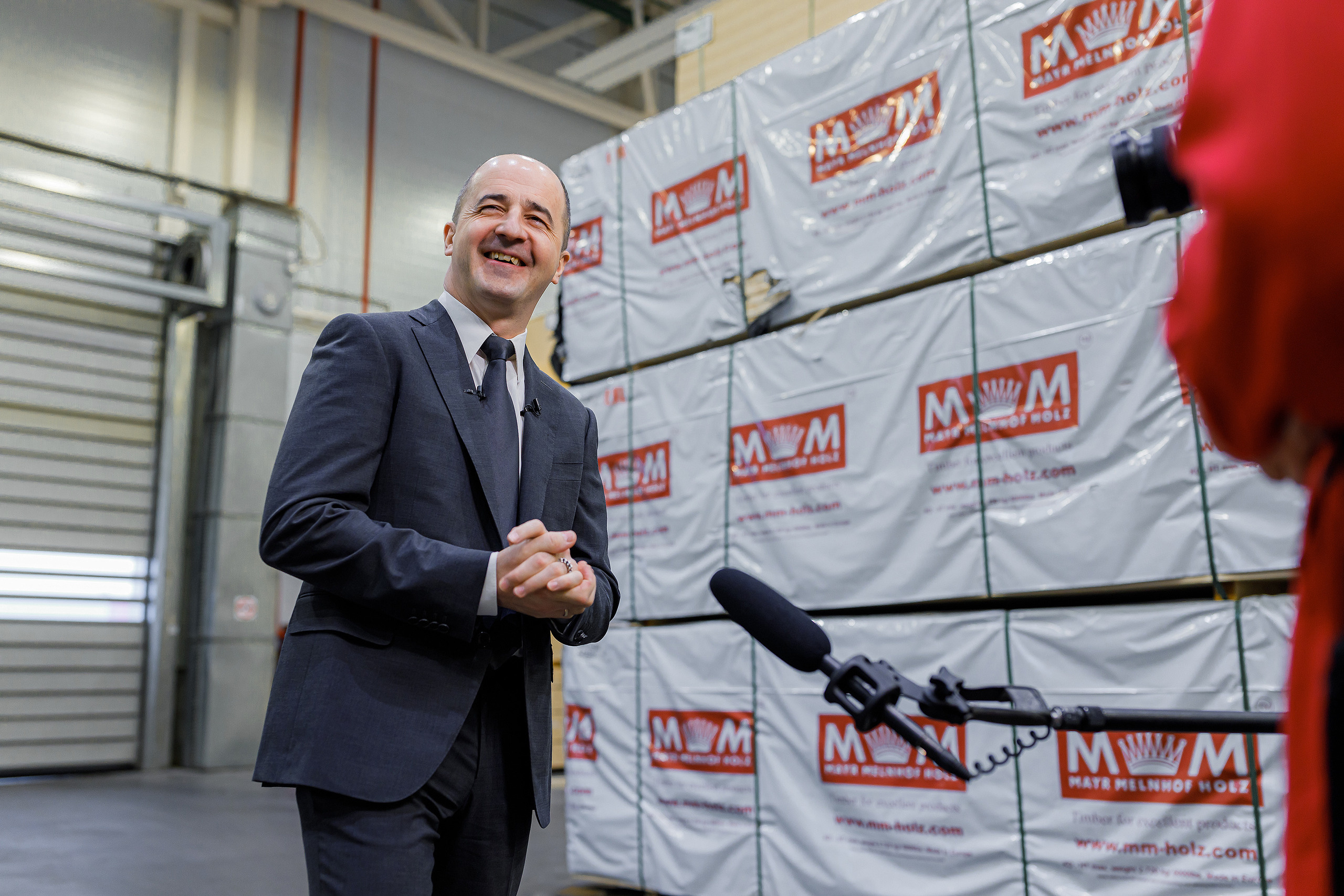 Бэкстэйдж интервью с Харийс Чика | Генеральный директор компании PERI. Репортажный фотограф Семён Борисов | Москва