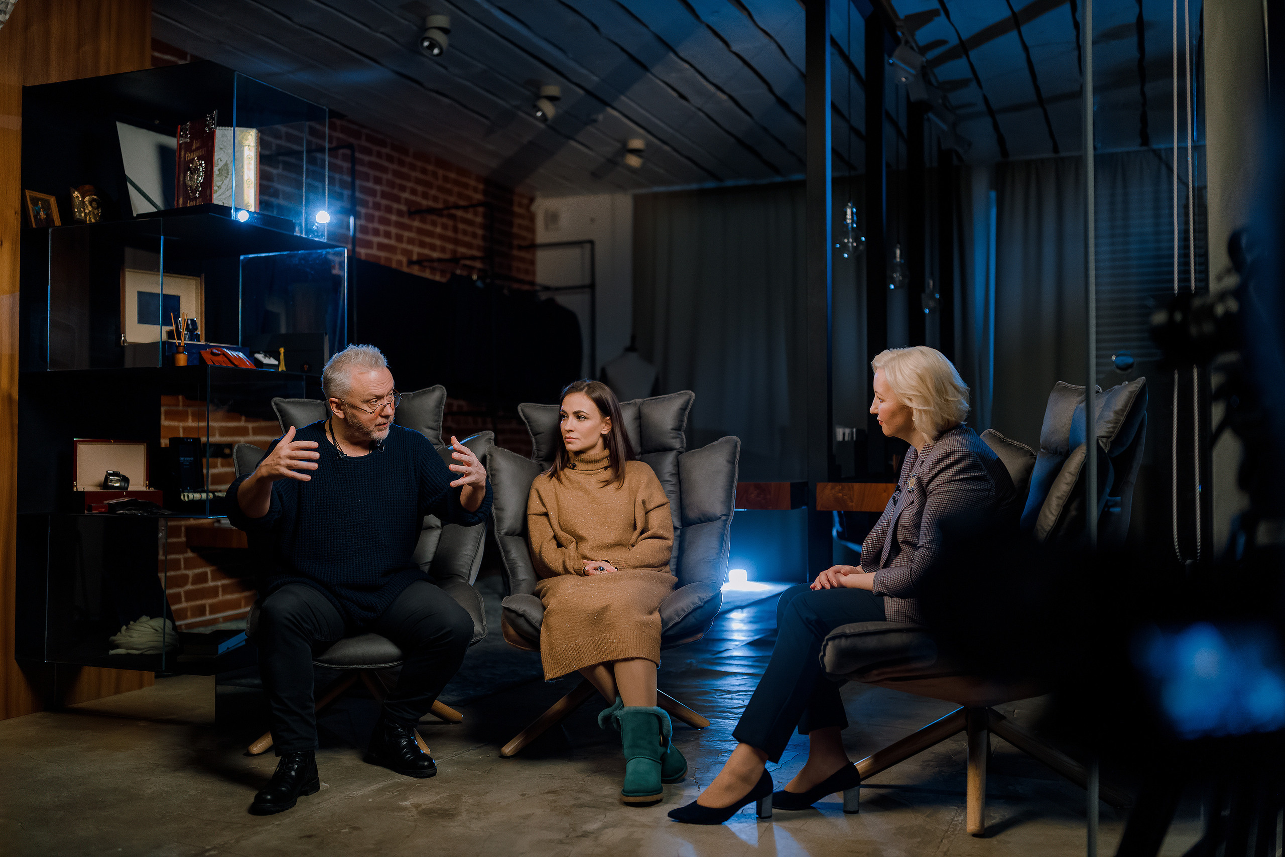 Бэкстэйдж интервью Вадима Демчога. Репортажный фотограф Семён Борисов | Москва