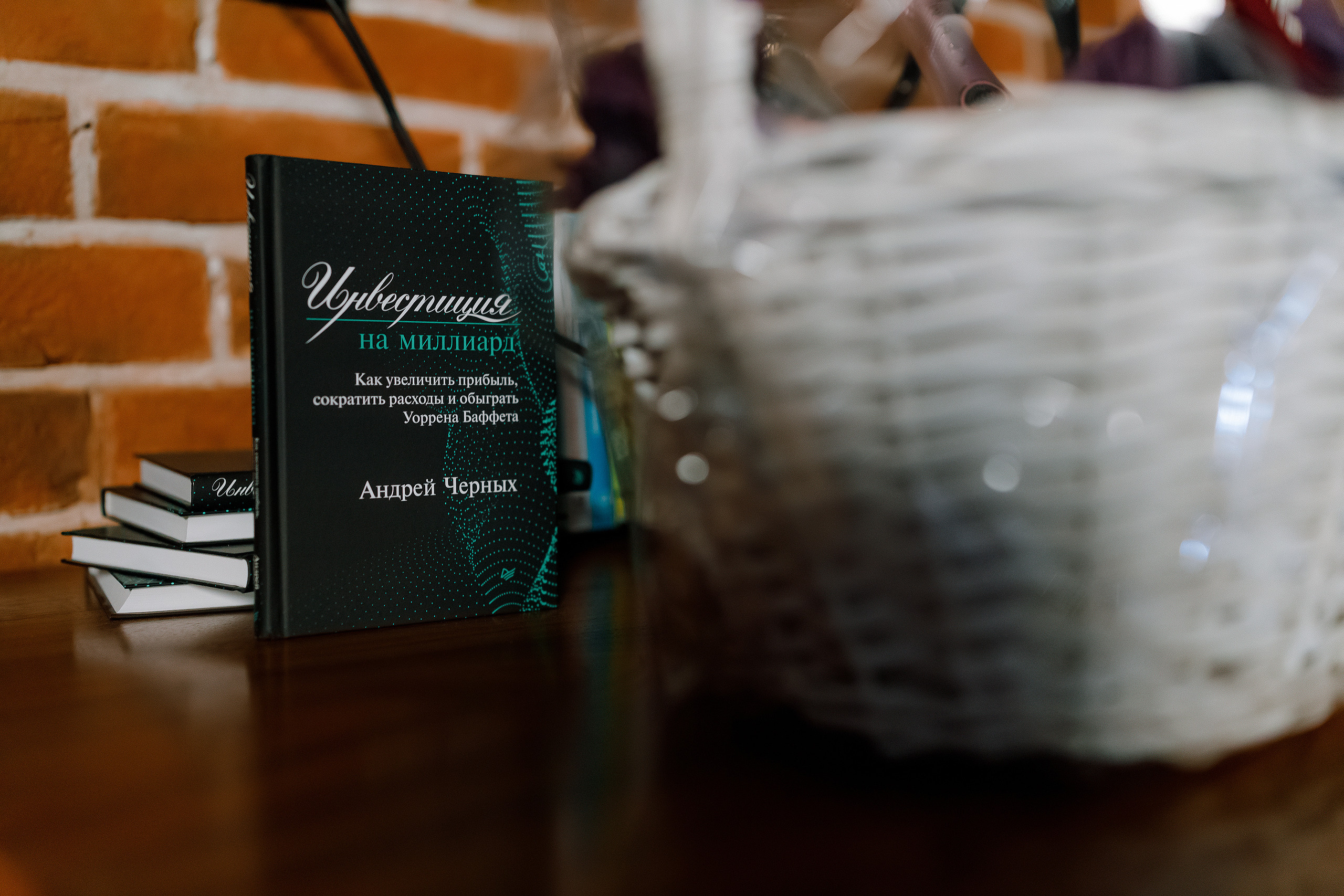 Бэкстэйдж интервью Вадима Демчога. Репортажный фотограф Семён Борисов | Москва