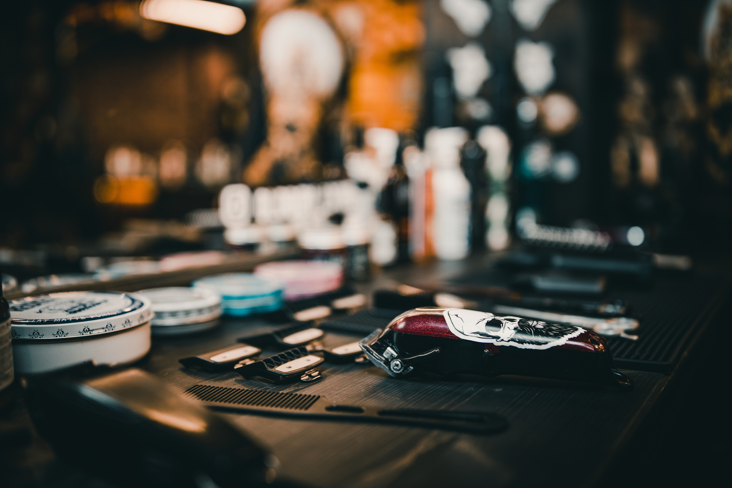 Интерьер барбершопа + предметная съёмка | OldBoy. Репортажный фотограф Семён Борисов | Москва