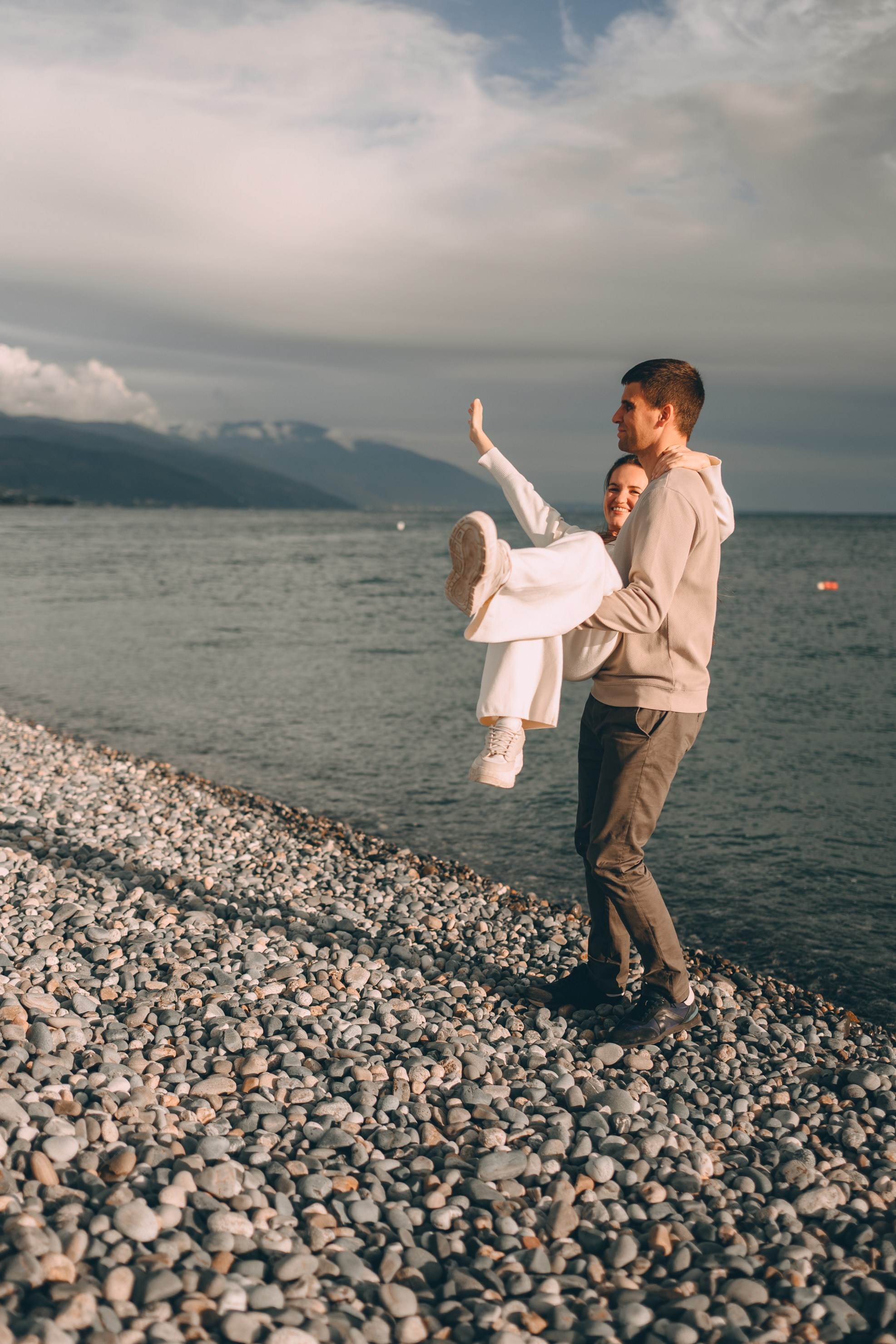 Осенний поцелуй после жаркого лета. Свадебный и семейный фотограф София Невская
