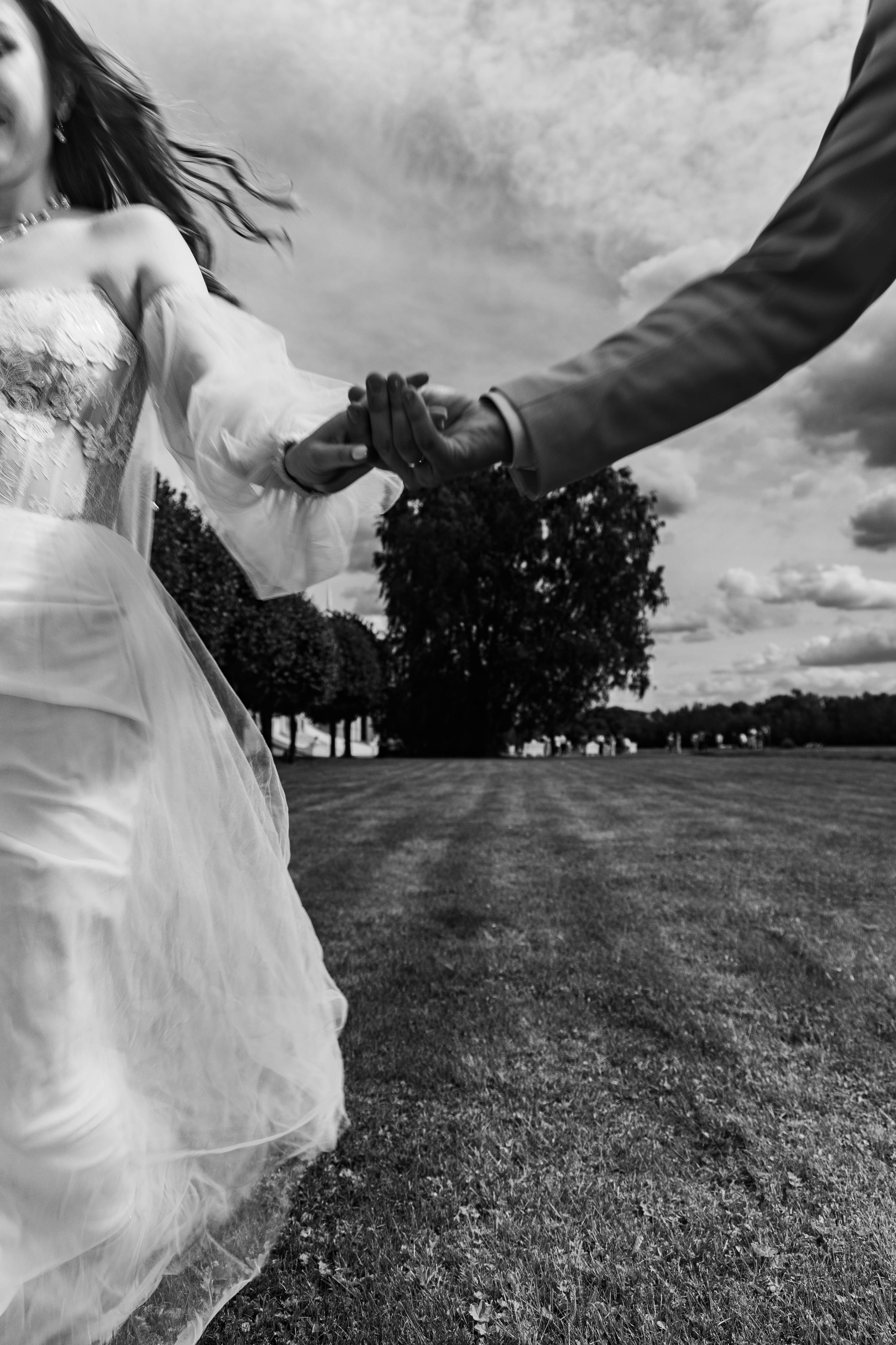 Свадебная фотосессия свадебный фотограф Татьяна Марсуверских свадебная фотопрогулка Москва Жуковский. Фотограф для маркетплейсов, фотоуслуги в Жуковском Татьяна Марсуверских