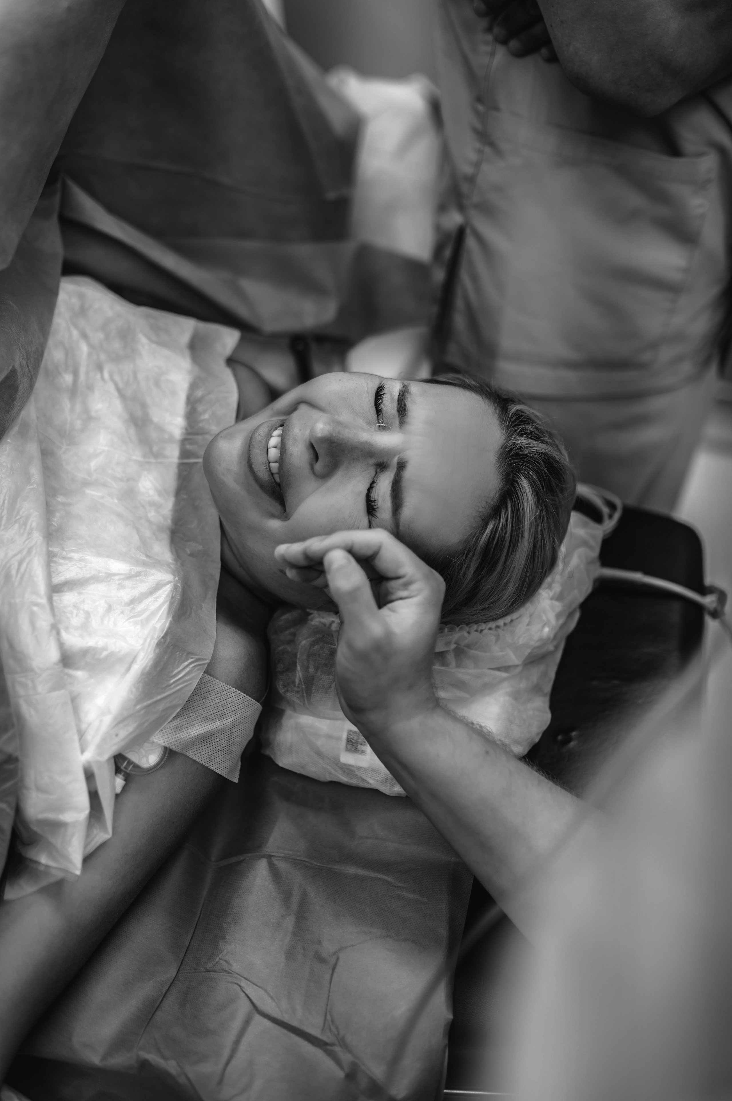 Фото родов. Алена Братчук семейный фотограф. Фотограф-видеограф на роды, таинства крещения