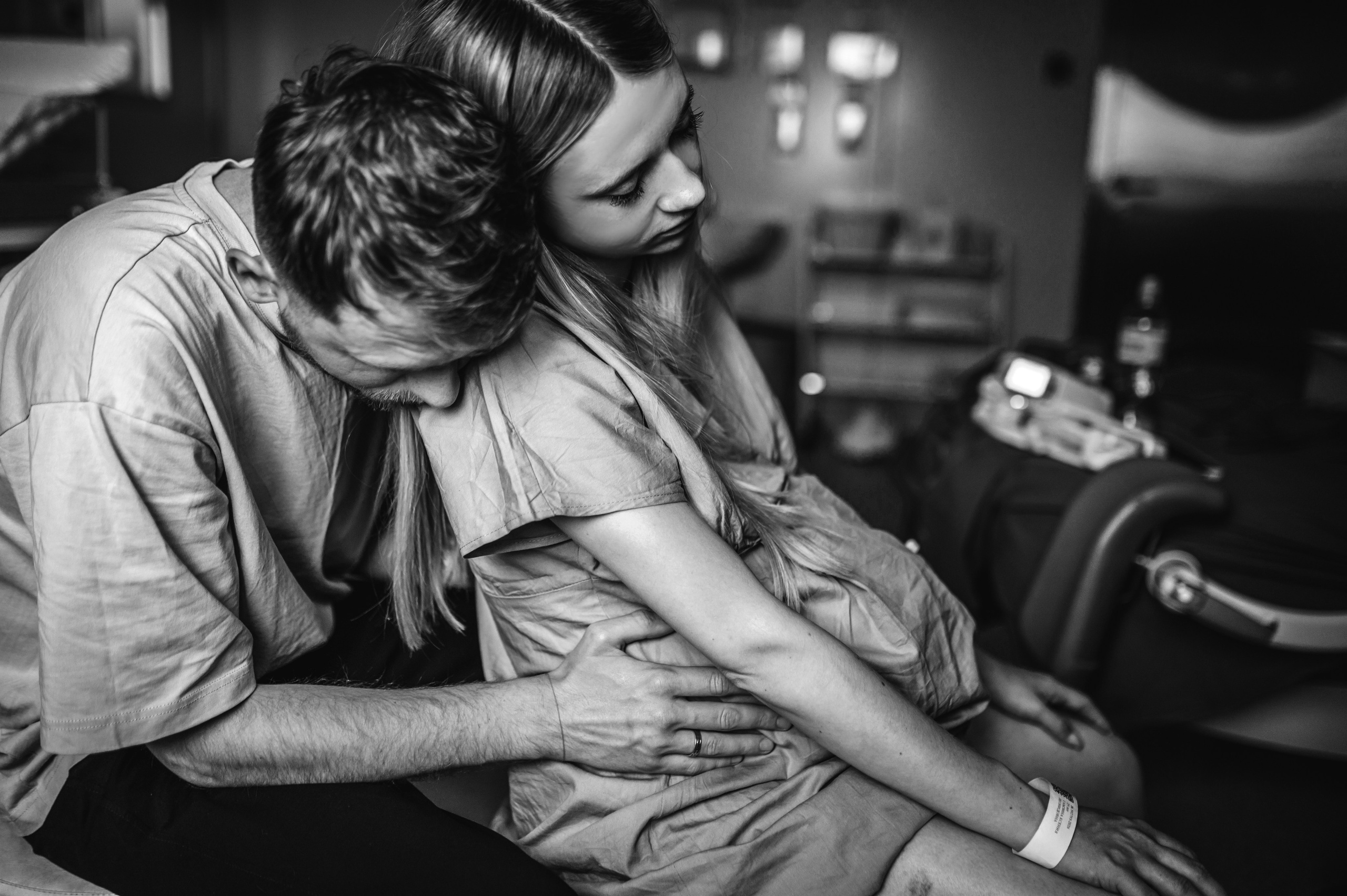 Фото родов. Алена Братчук семейный фотограф. Фотограф-видеограф на роды, таинства крещения