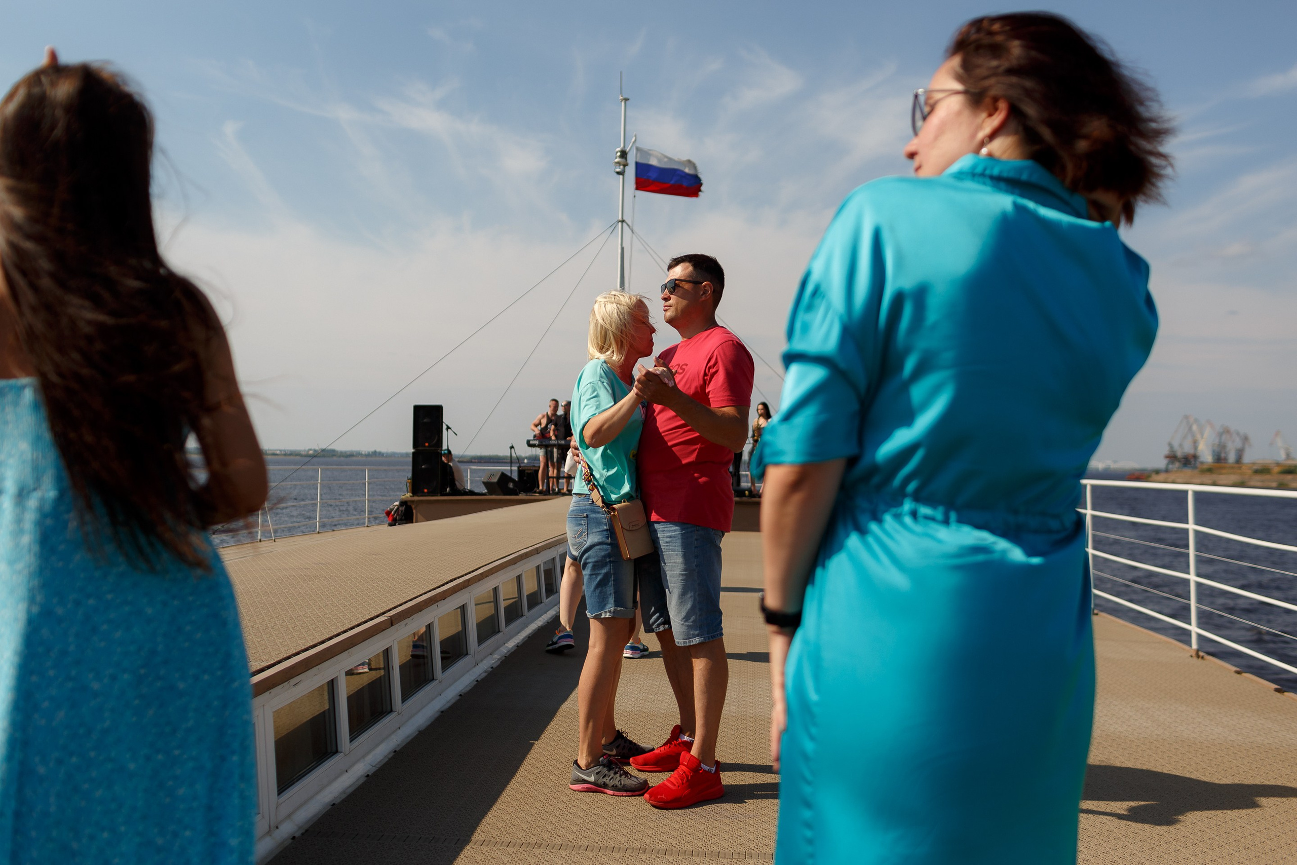Теплоход «Н. В. Гоголь». Репортажная фотосъемка. Архангельск