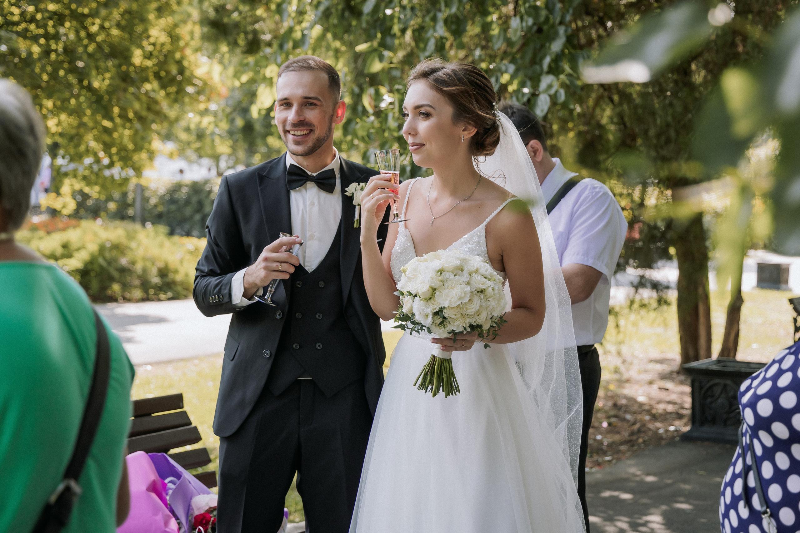 Свадебная прогулка Екатерины и Евгения. Свадебная фотография. Арина Рубах