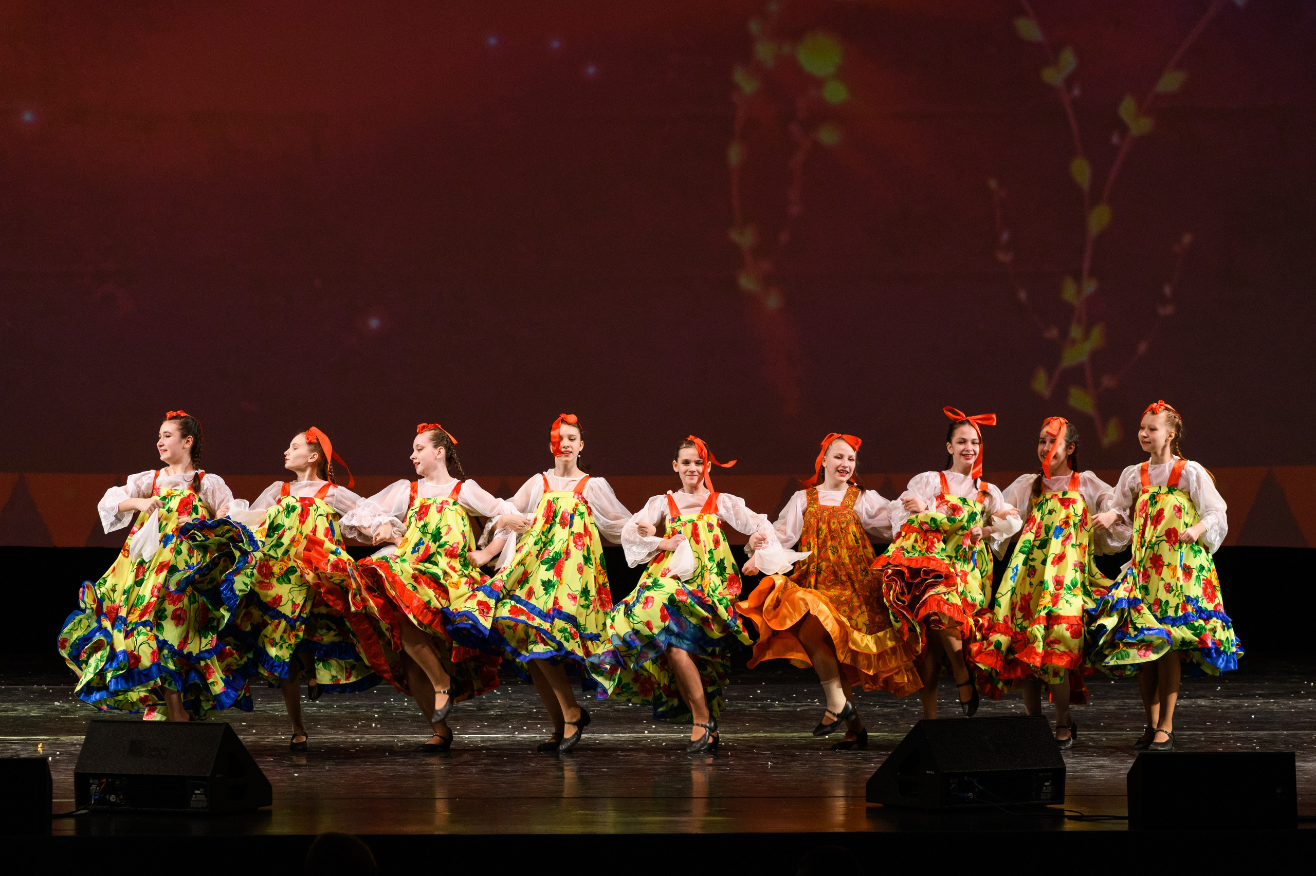 23 апреля, часть 2, БКЗ Октябрьский, г. Санкт-Петербург. Золотое яблочко