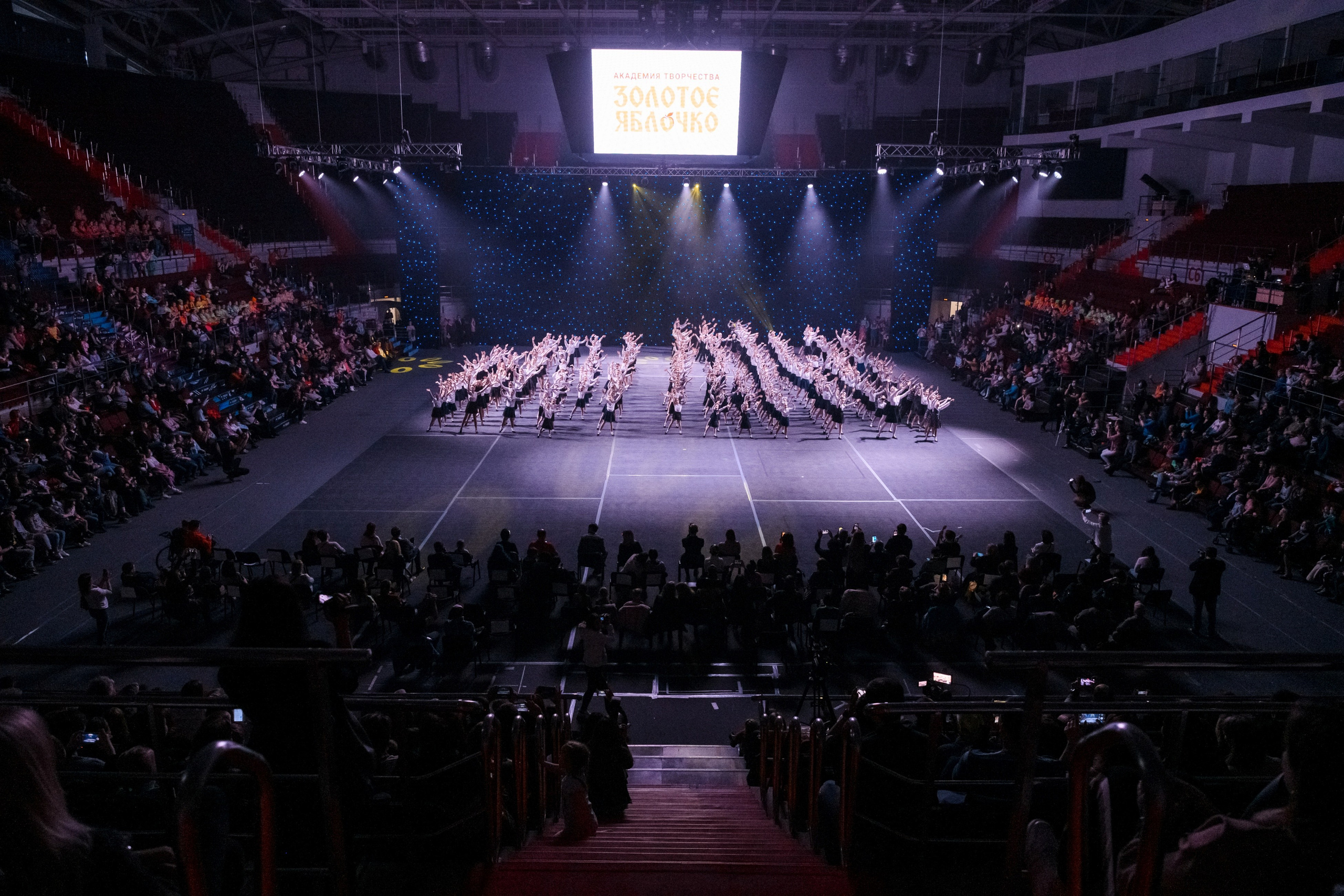 6 мая, концерт 10 лет, Сибур Арена, г. Санкт-Петербург. Золотое яблочко