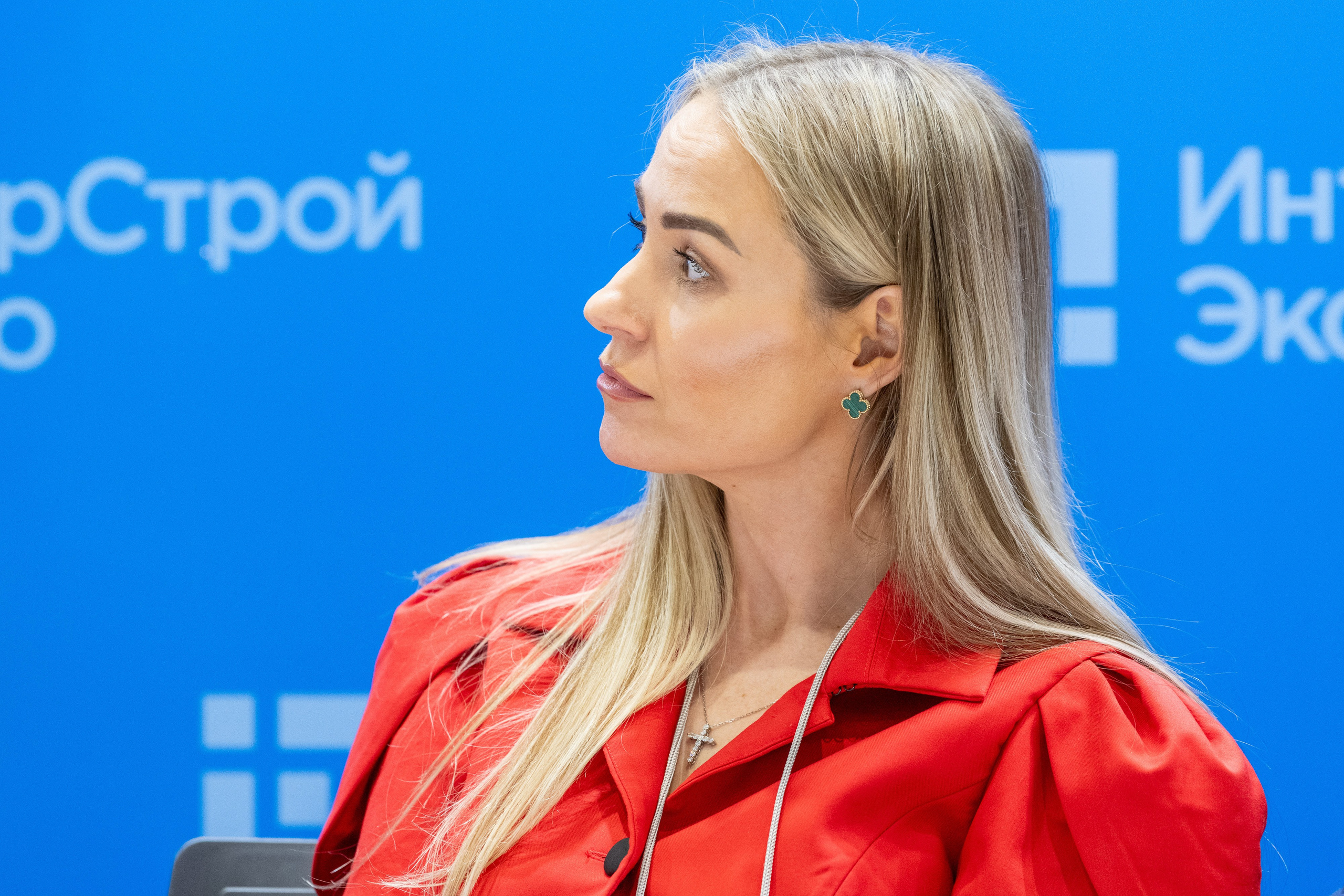 Reportage Photography. Business Reportage. Aviation photographer. From the past to the future of aviation through photography