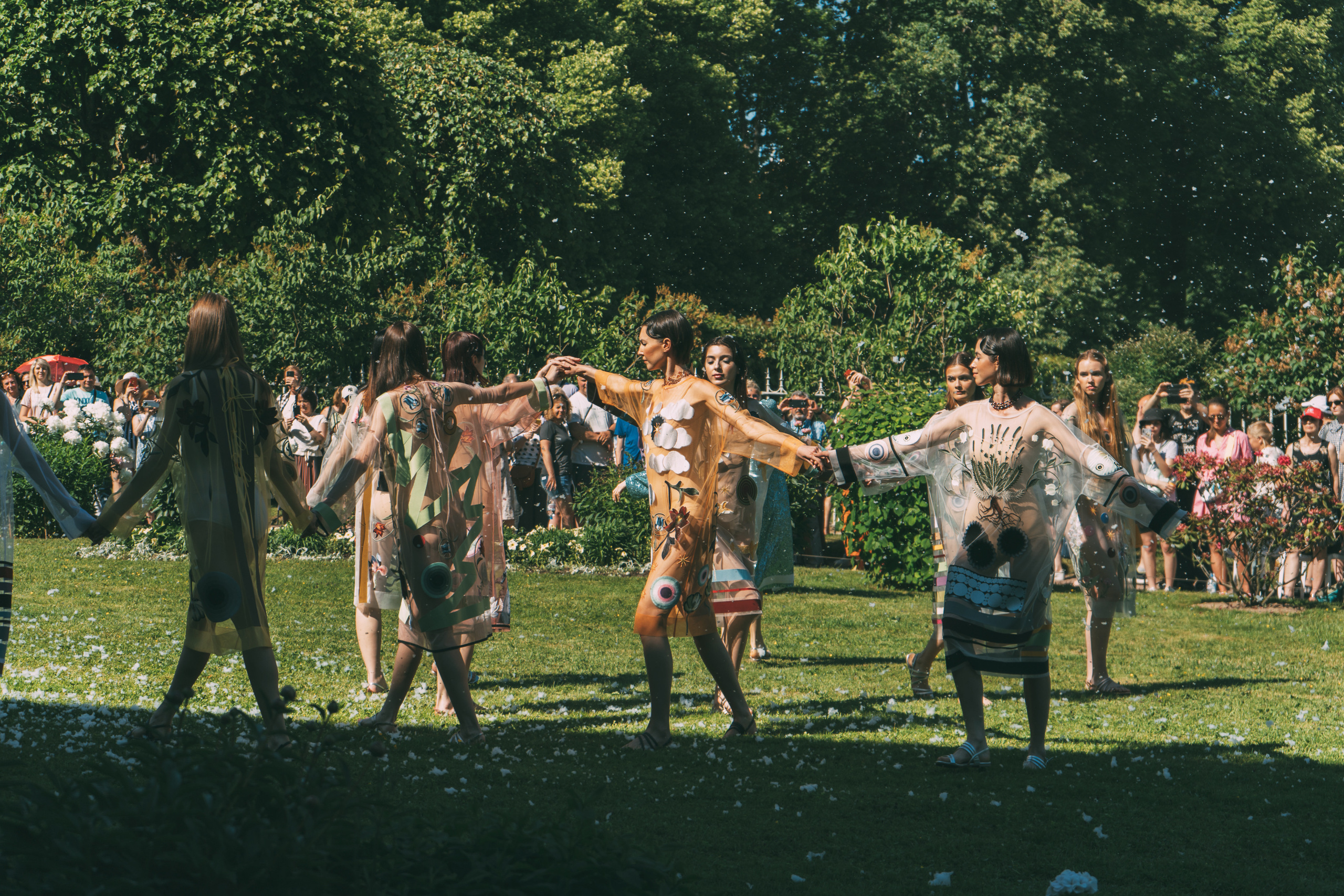 Фоторепортаж с модного показа в Царском селе. Высокая нота. Семейный и свадебный фотограф в Санкт-Петербурге Соколов| портреты, репортаж, коммерческая съемка