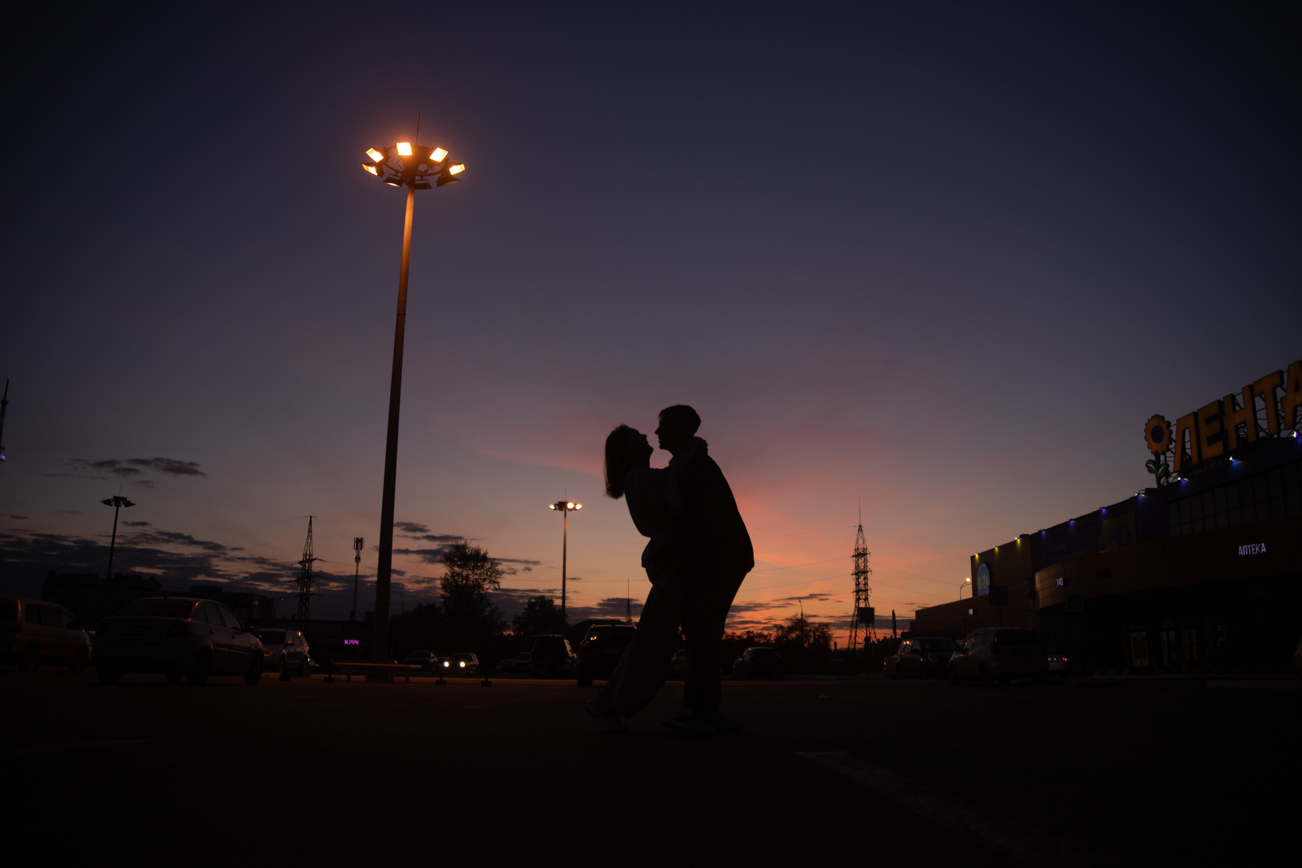 Саша и Слава на закате. Женский и семейный фотограф в Томске Алиса Качан