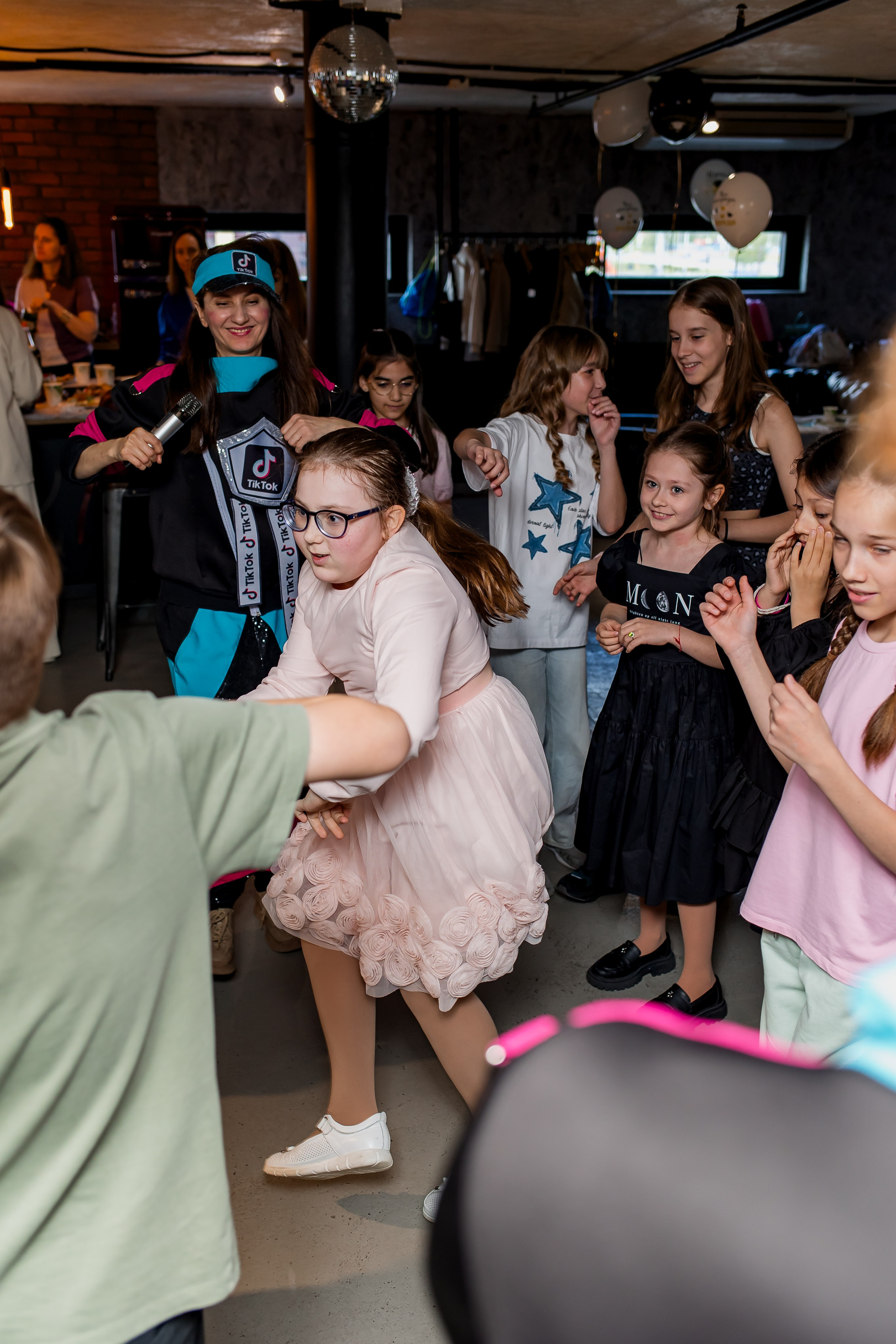 Выпускной 4 класс. Фотограф в Москве Авдеева Мария