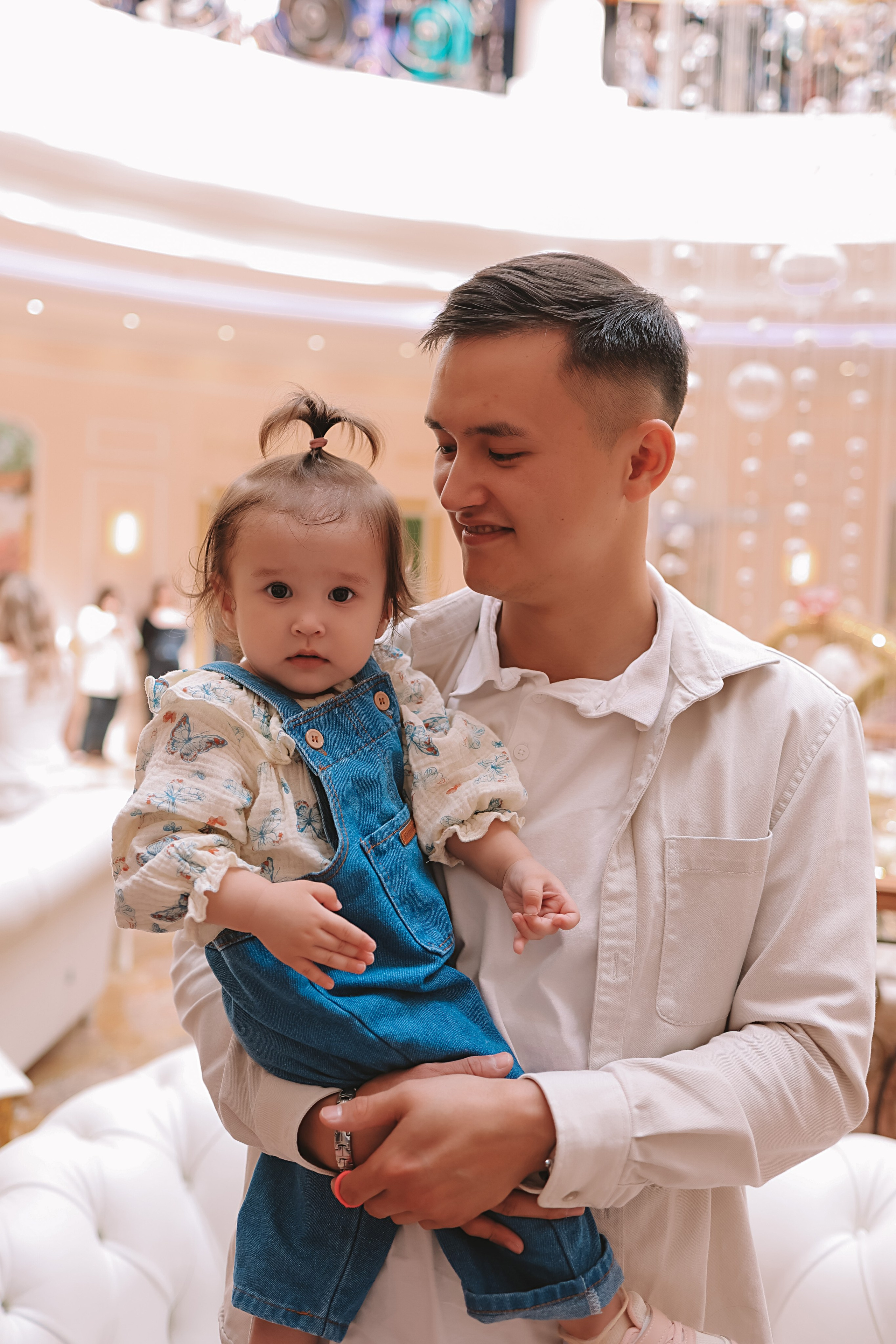 Айвазовский и парк дружбы народов. Семейный фотограф Тюмень, фотограф на роды Салмина Мария