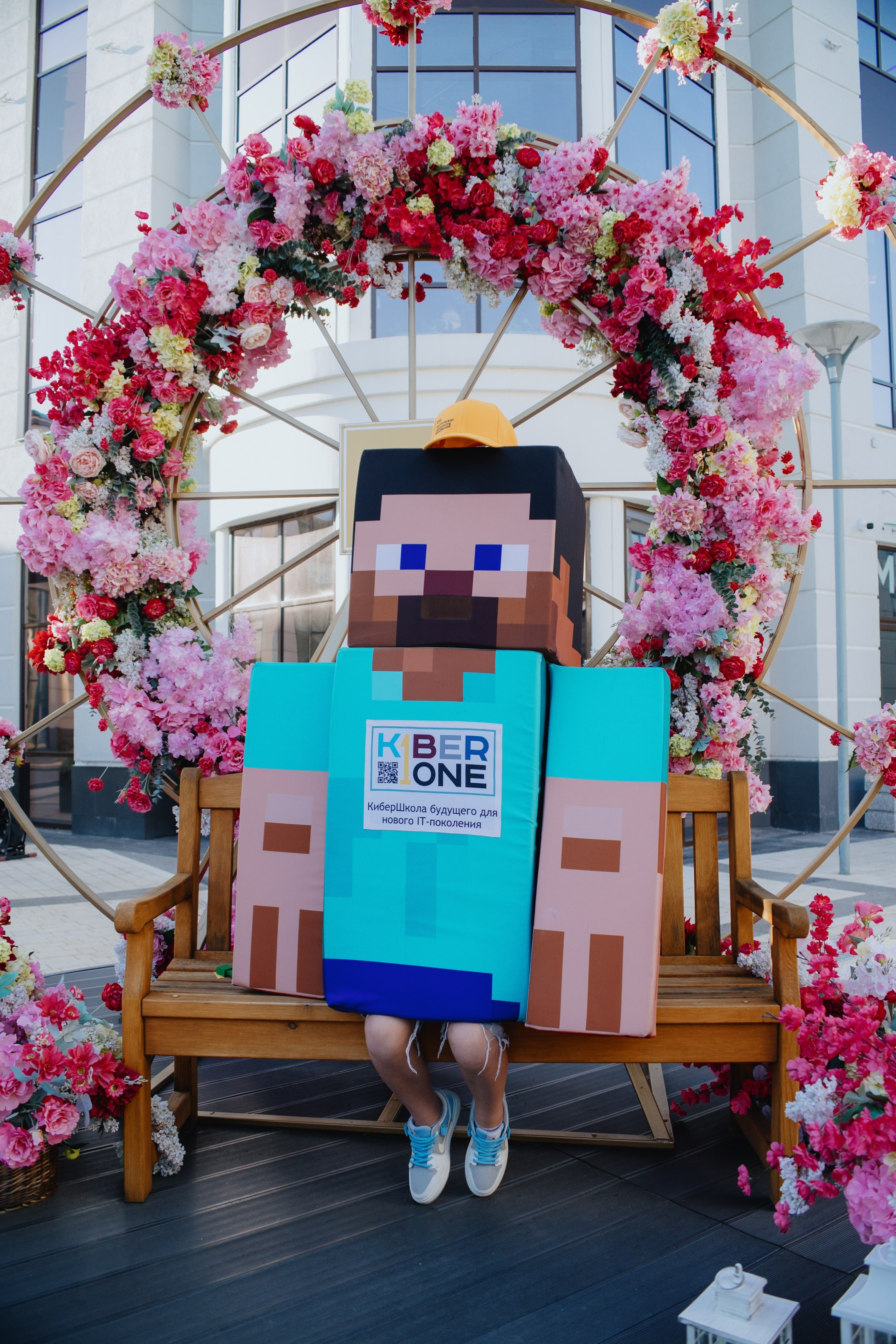 EstateMall SUMMER FEST. Бэкстейдж и репортажный фотограф в Москве Артем Онацко