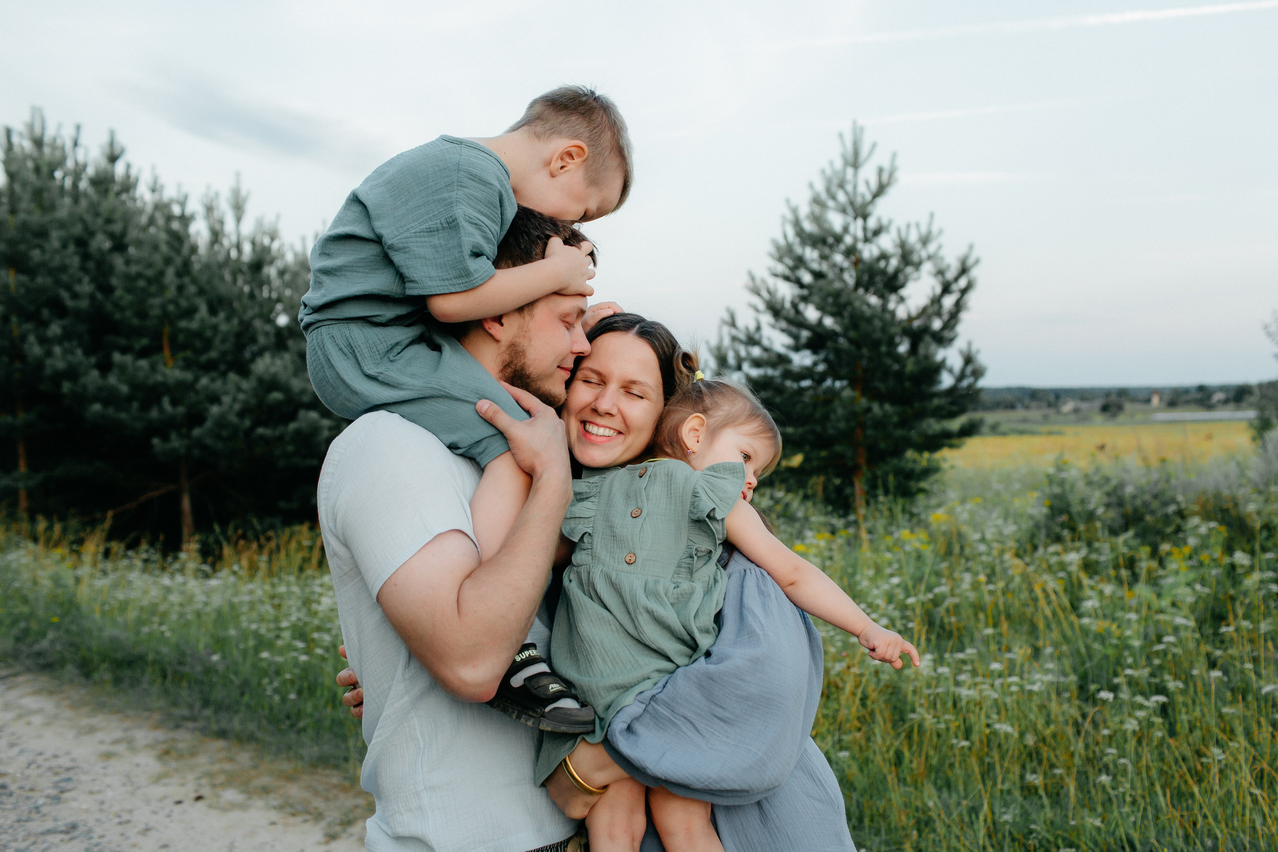 Никита, Настя, Добрыня и Злата. Свадебный и семейный фотограф Иваново Елена Угодина