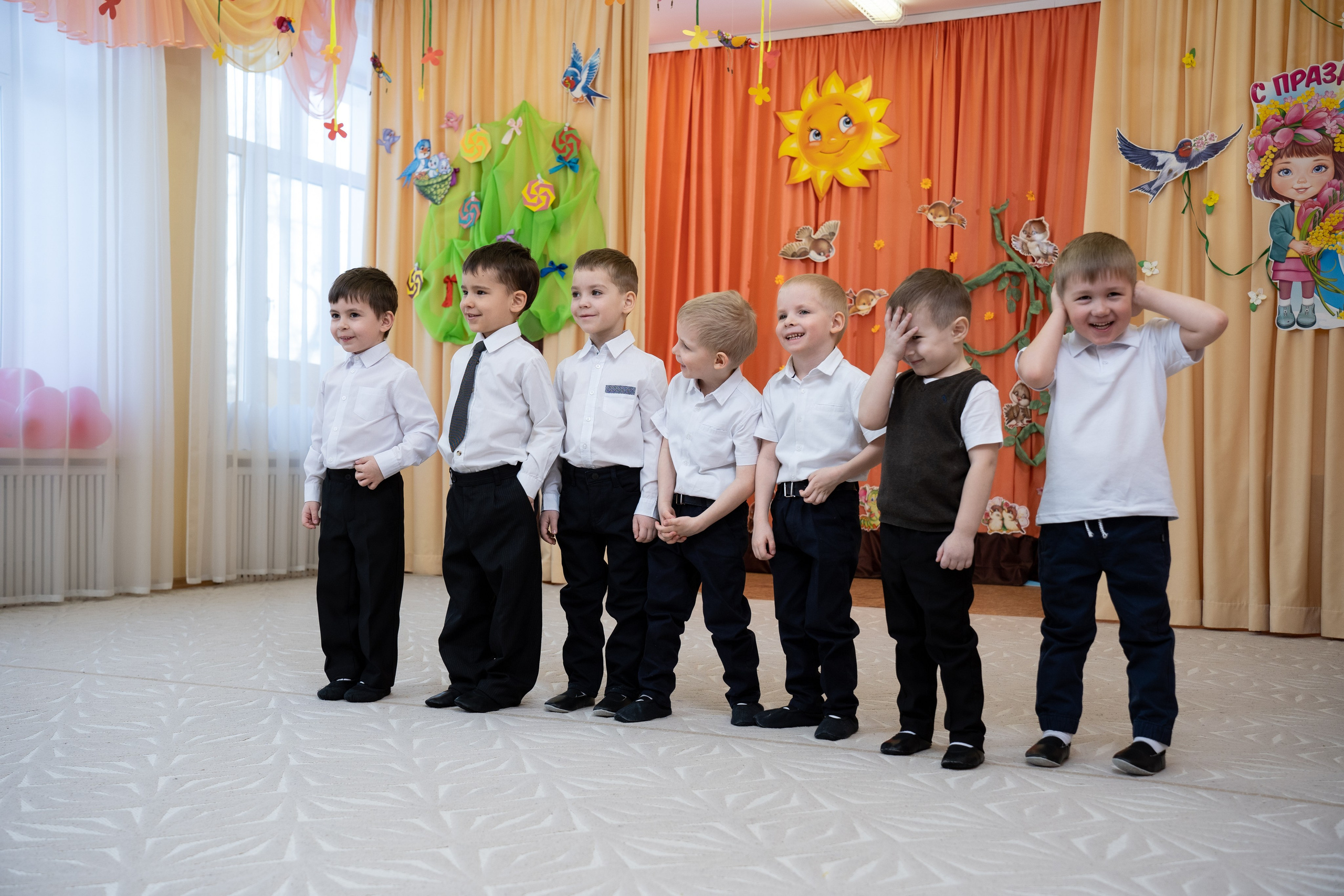 Утренник 8 Марта. Фотостудия «Стрекоза»