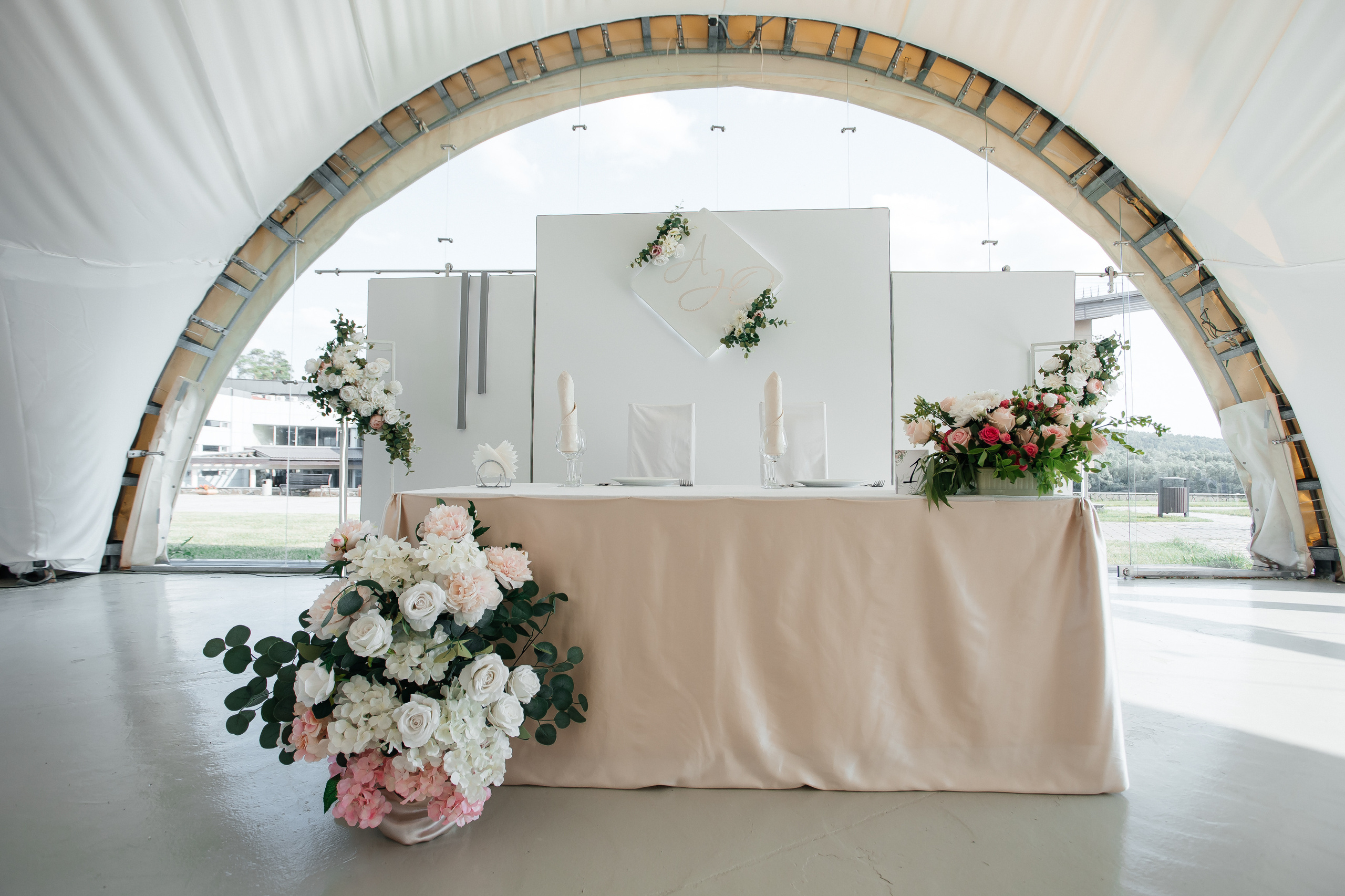 Свадебный фотограф Нижний Новгород. Свадебный и контент фотограф в Нижнем Новгороде Владимир Пресняков