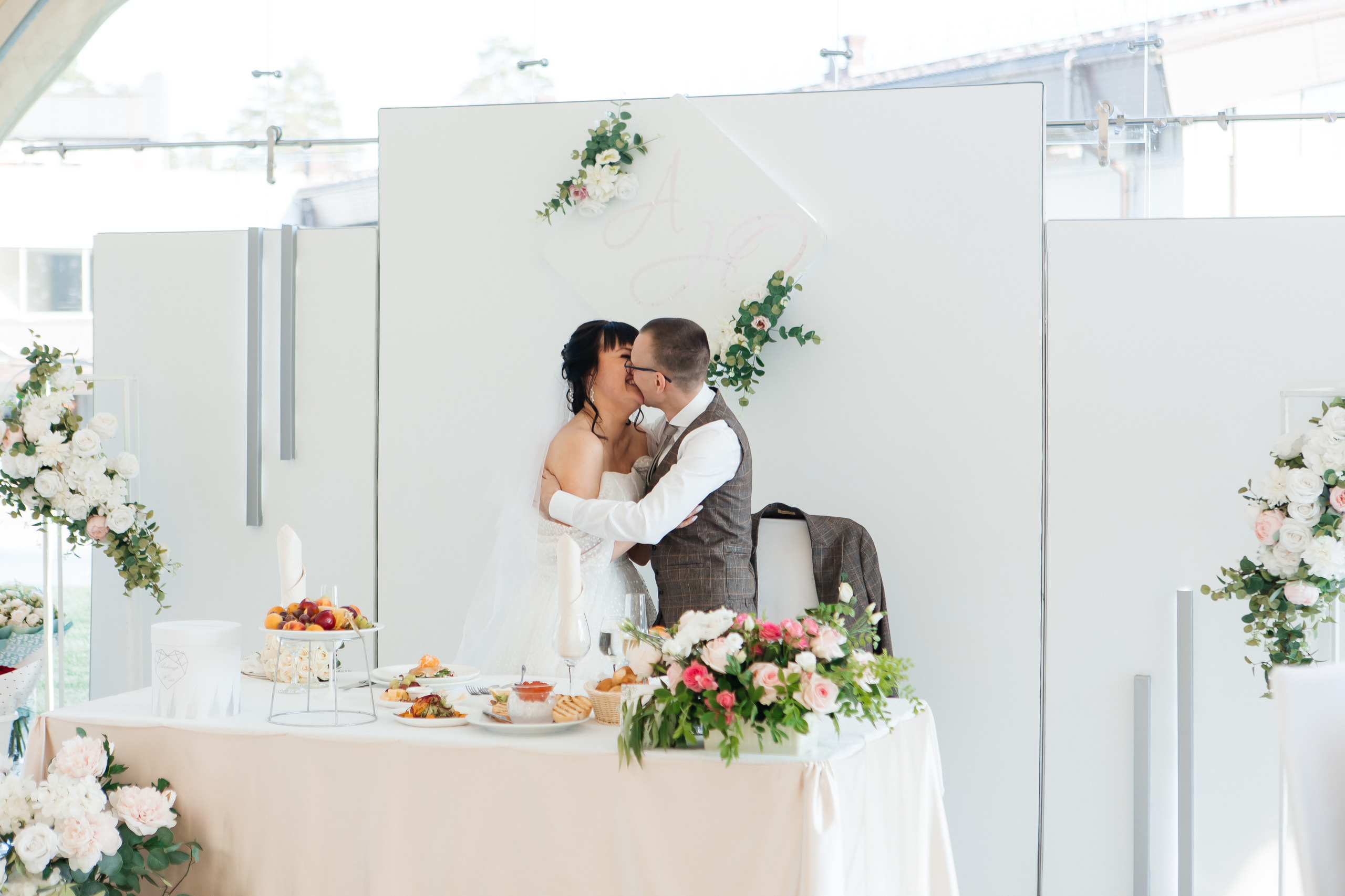 Свадебный фотограф Нижний Новгород. Свадебный и контент фотограф в Нижнем Новгороде Владимир Пресняков