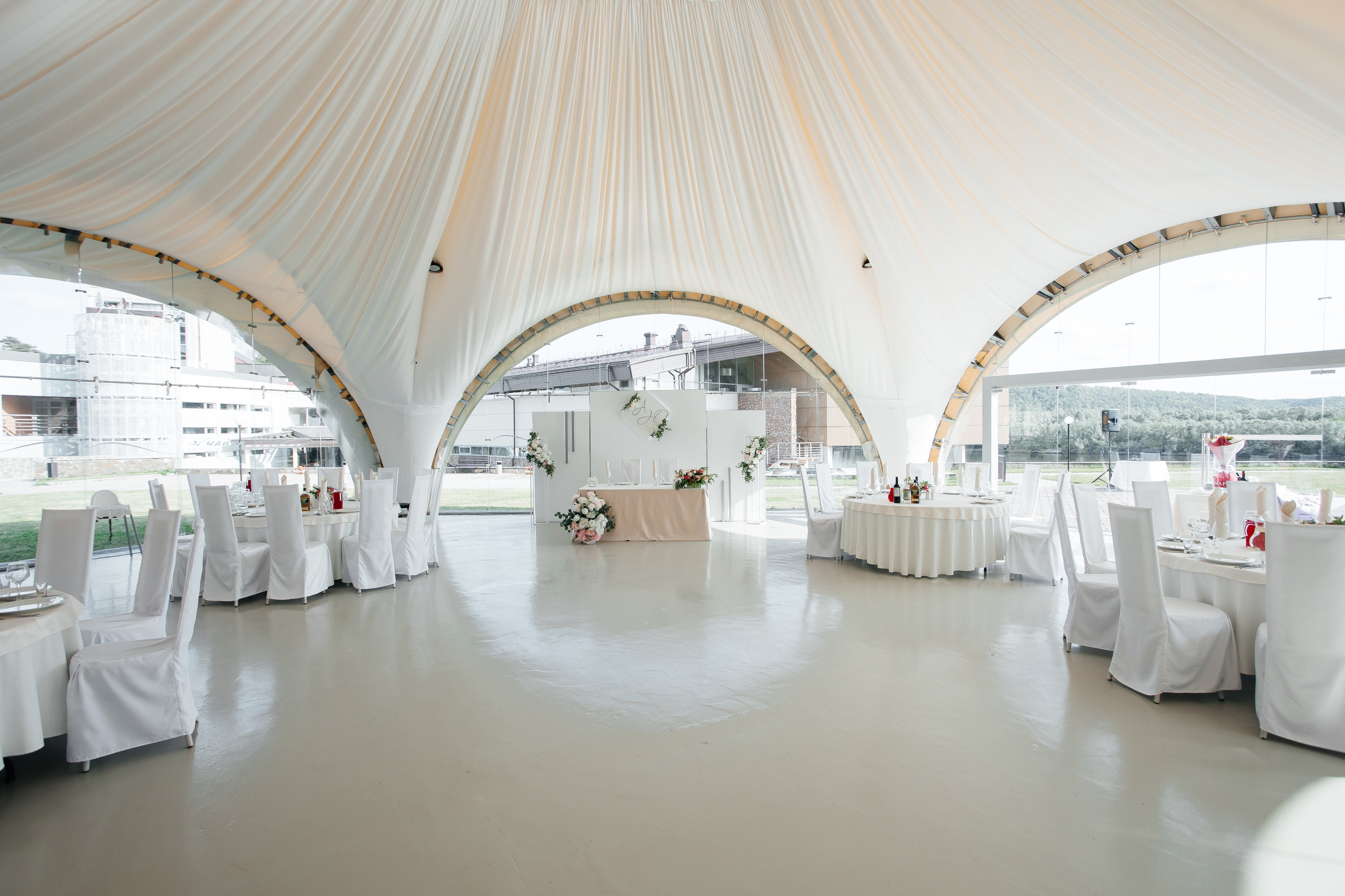 Свадебный фотограф Нижний Новгород. Свадебный и контент фотограф в Нижнем Новгороде Владимир Пресняков