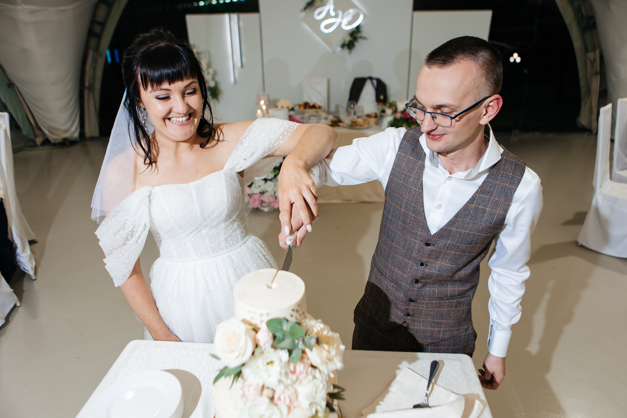 Свадебный фотограф Нижний Новгород. Свадебный и контент фотограф в Нижнем Новгороде Владимир Пресняков