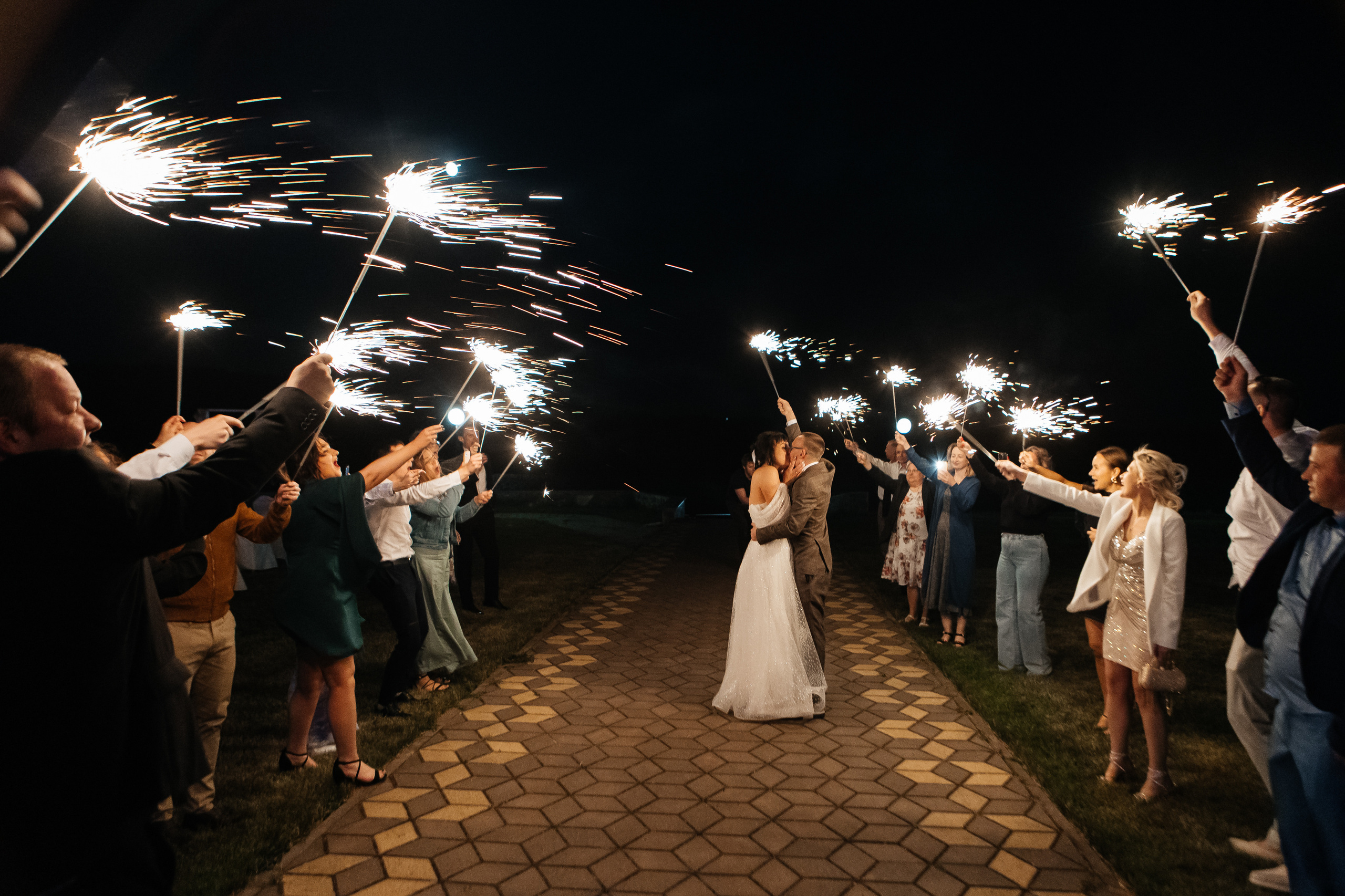 Свадебный фотограф Нижний Новгород. Свадебный и контент фотограф в Нижнем Новгороде Владимир Пресняков