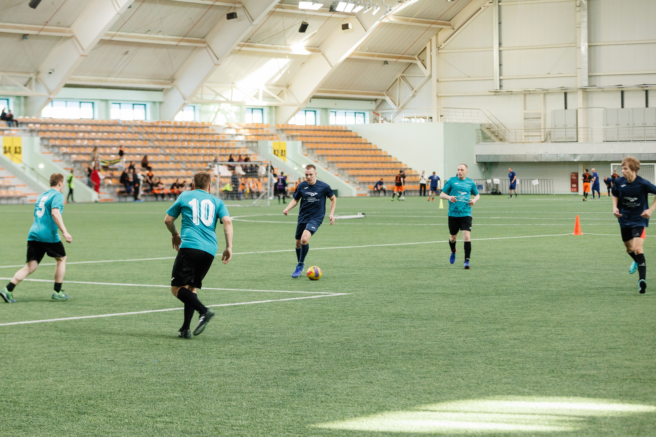 Фотограф на корпоративный футбольный турнир. Контент для бизнеса в Екатеринбурге Полдень Медиа