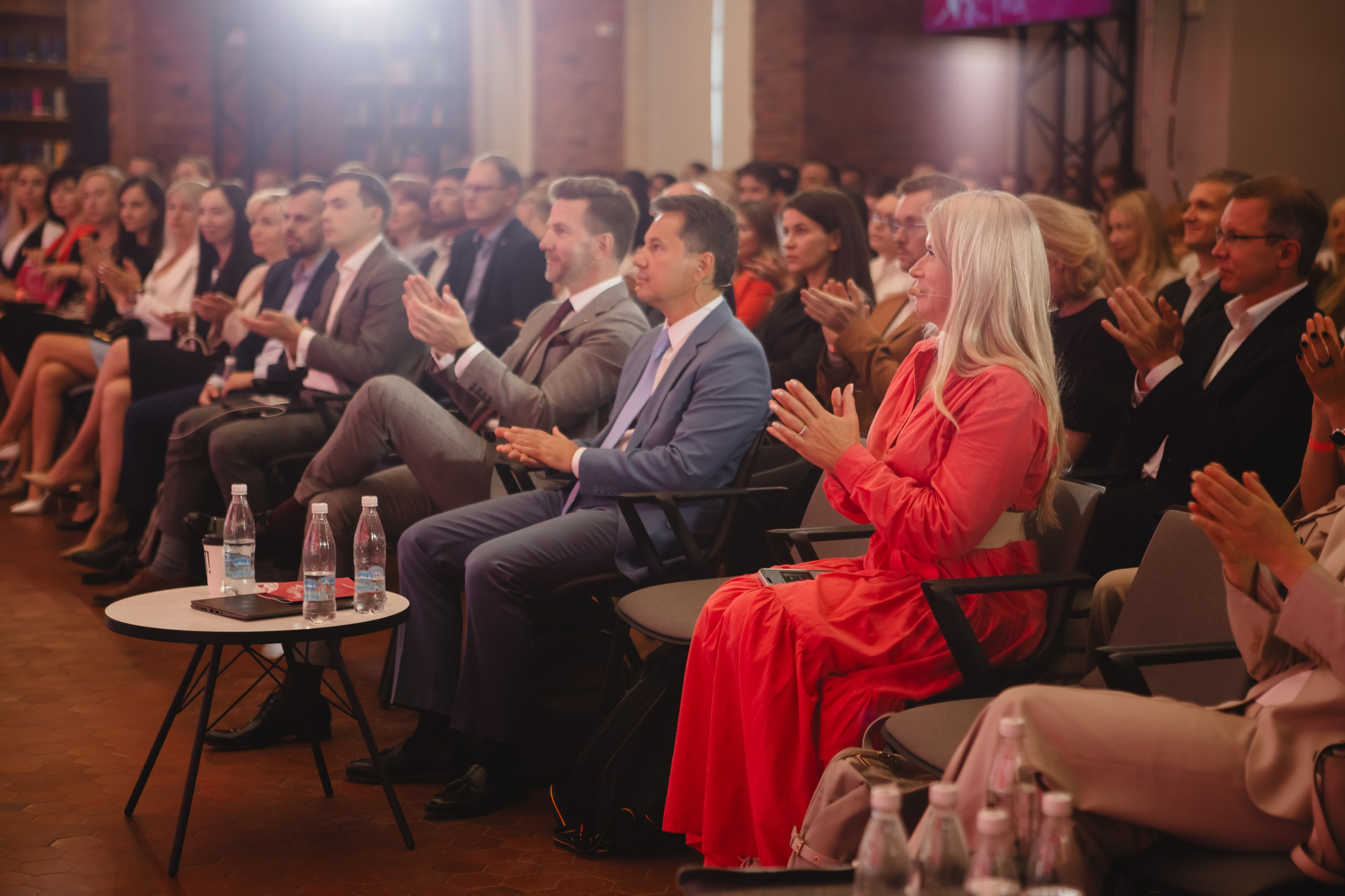 Конференция и банкет. Семейный и свадебный фотограф в Нижнем Новгороде