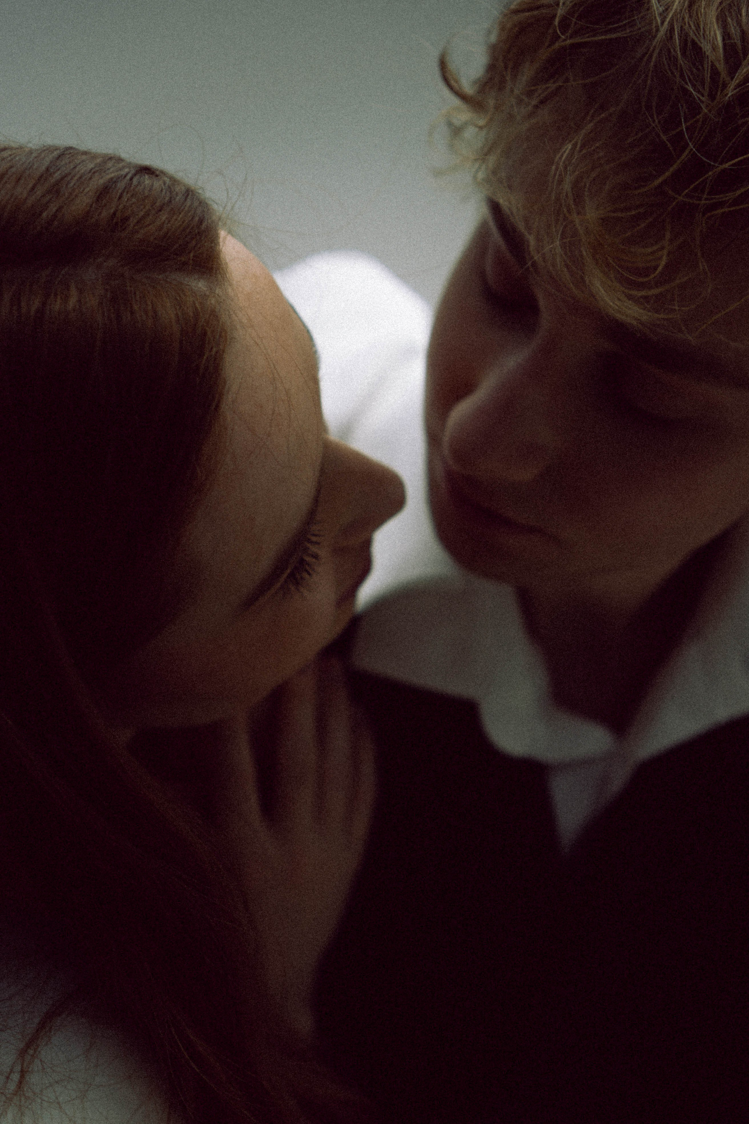 СВАДЕБНАЯ СЬЕМКА В ОТЕЛЕ. СБОРЫ ЖЕНИХА И НЕВЕСТЫ И ТАКЖЕ ТОР И ПОДГОТОВКА К ПРОГУЛКЕ. Профессиональный фотограф, Санкт-Петербург — Виктория Богомолова