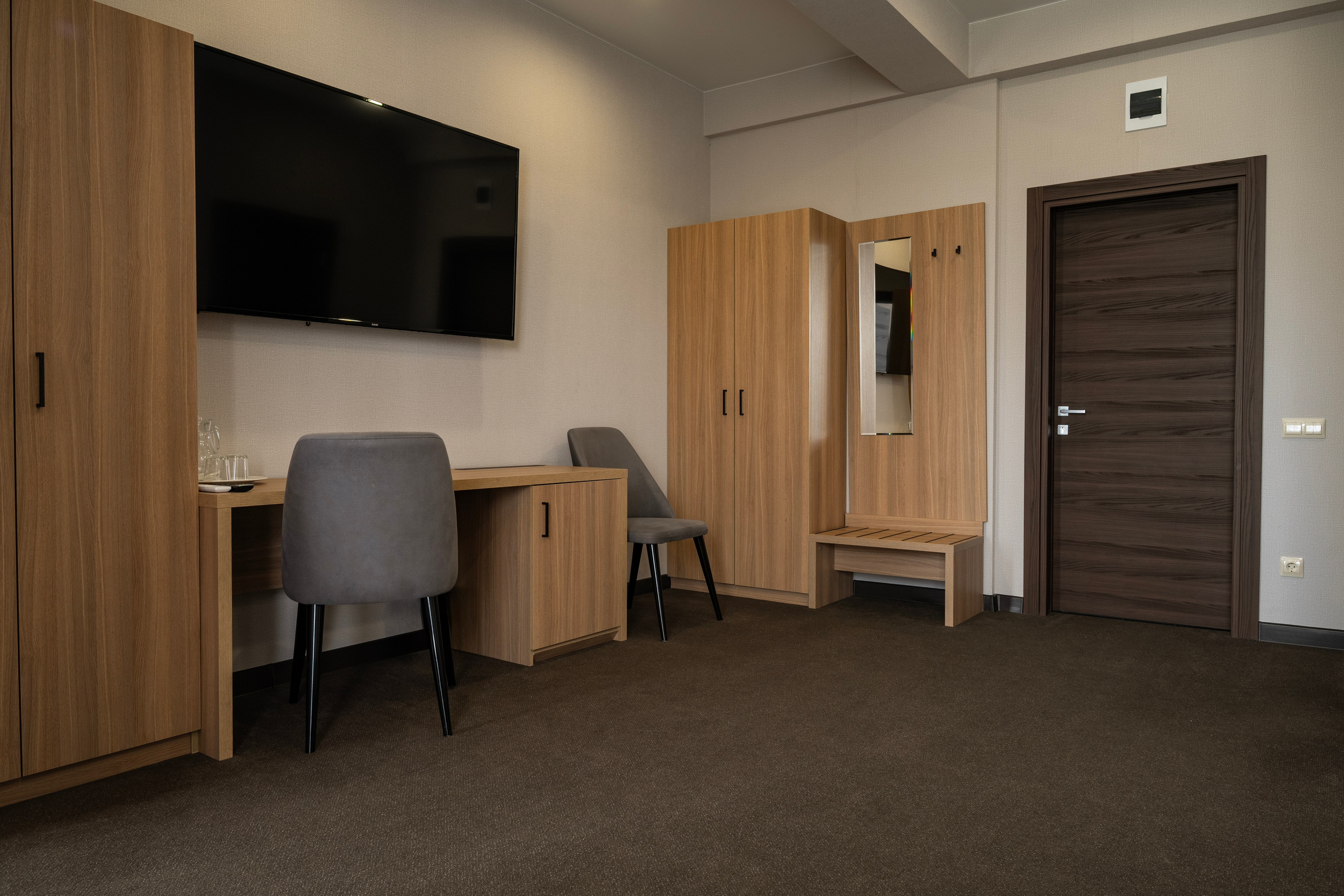 Отель Sariya. Главная