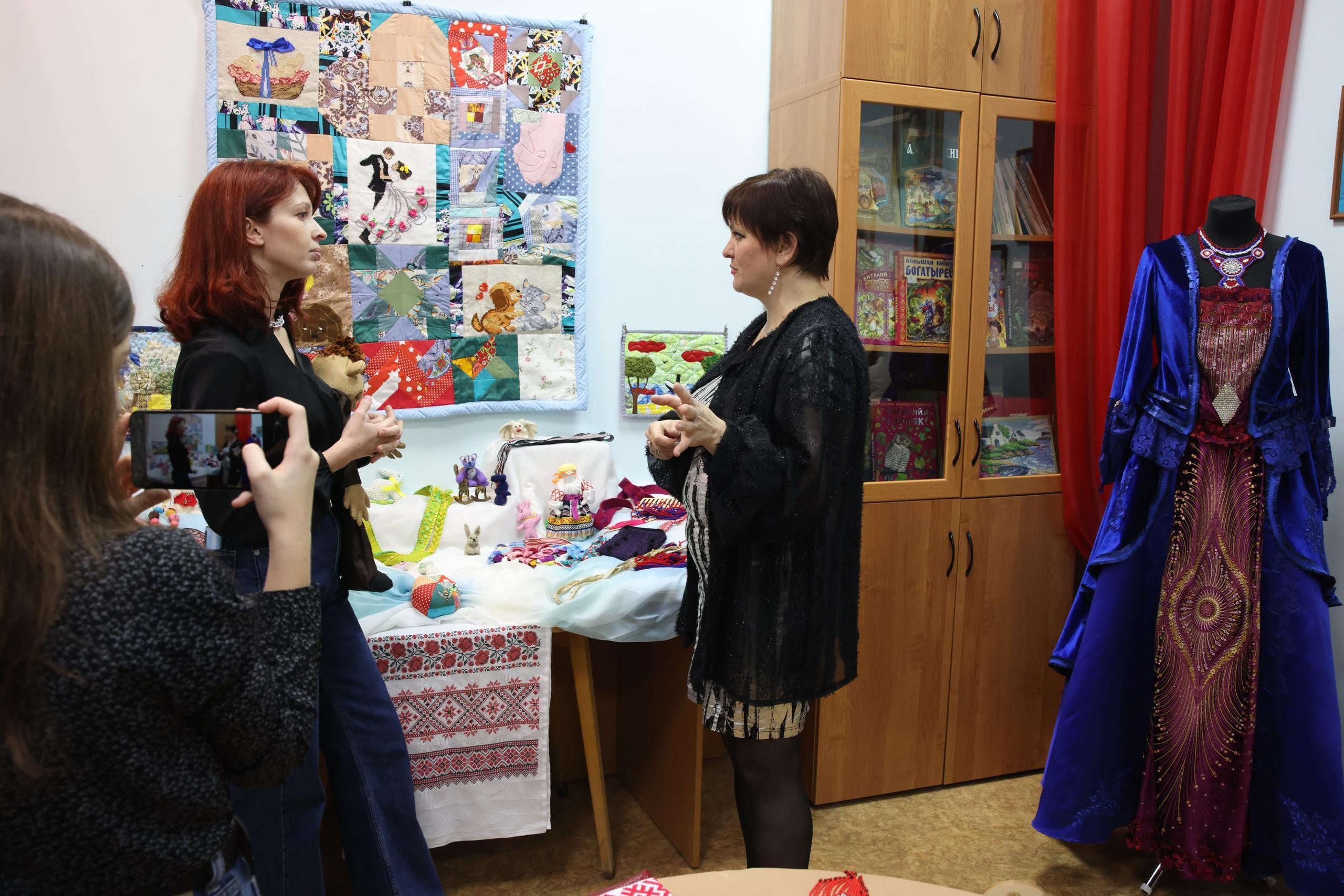 Открытие выставки «Сделано с любовью» Светланы Барабановой. Фотограф в Туле Крупский АнДРей. Фотостудия «КАДР71» в Туле