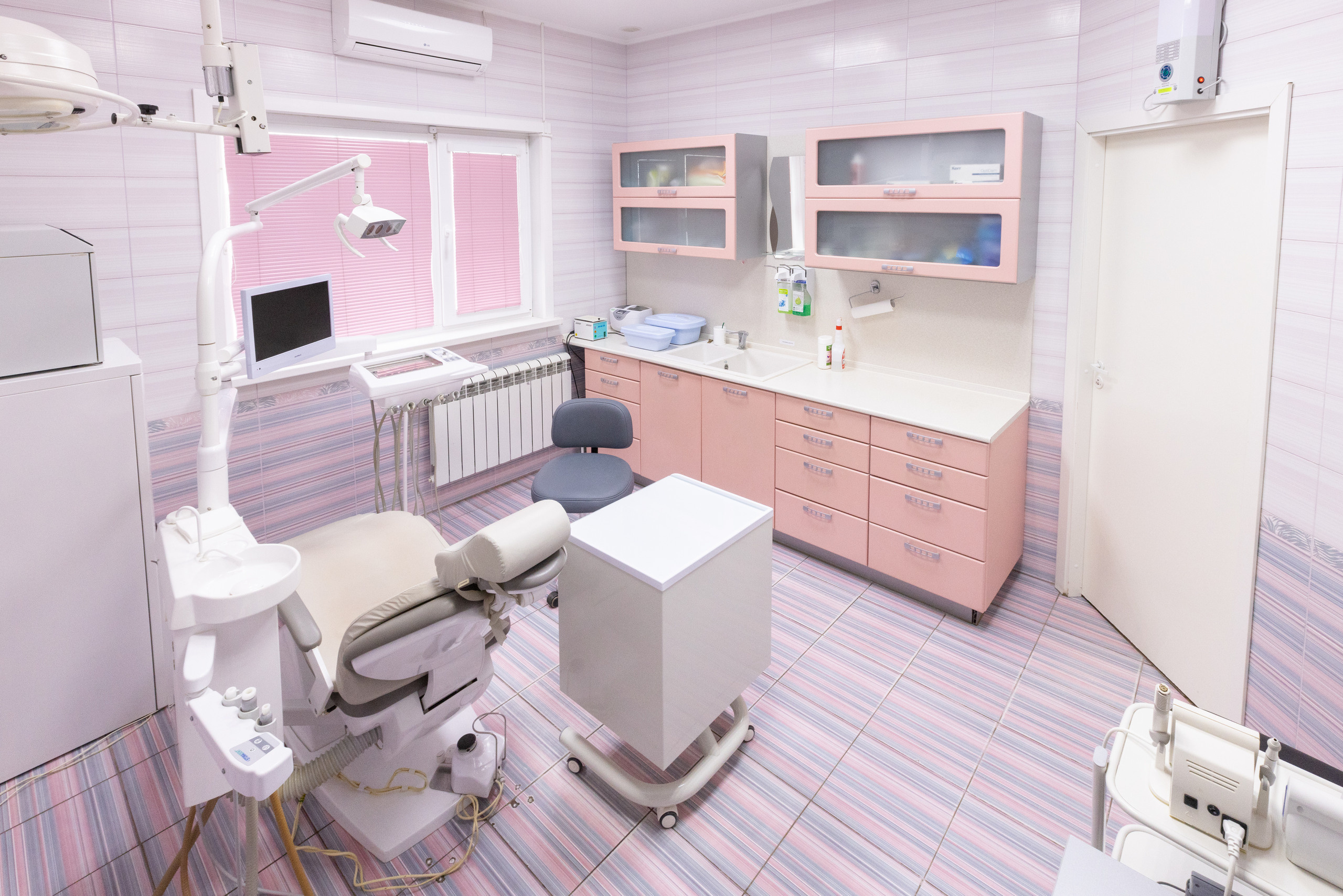 Интерьерная фотосъемка для стоматологии Радуга. Фотограф в Туле Крупский АнДРей. Фотостудия «КАДР71» в Туле