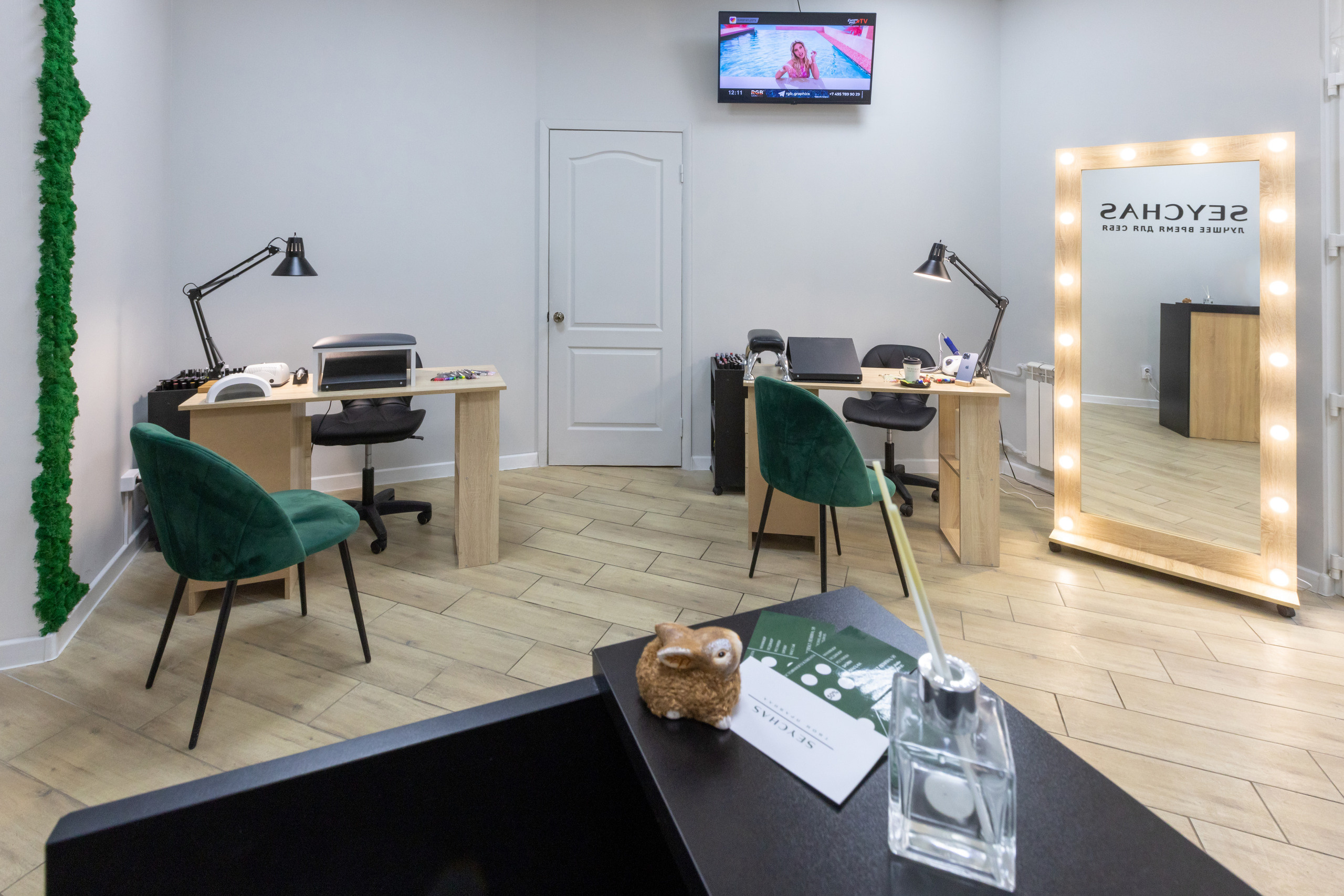 Интерьерная фотосъемка для ногтевого сервиса SEYCHAS. Фотограф в Туле Крупский АнДРей. Фотостудия «КАДР71» в Туле