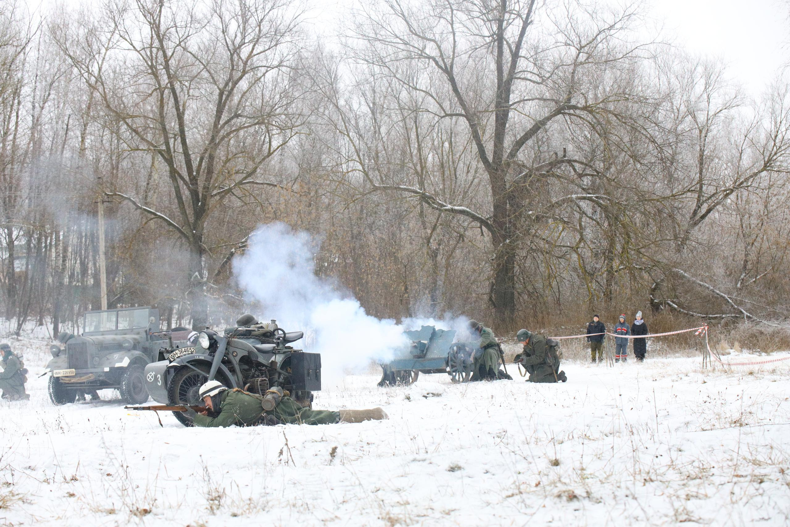Бои за Венёв, реконструкция (полный репортаж, образец без ретуши!). Фотограф в Туле Крупский АнДРей. Фотостудия «КАДР71» в Туле