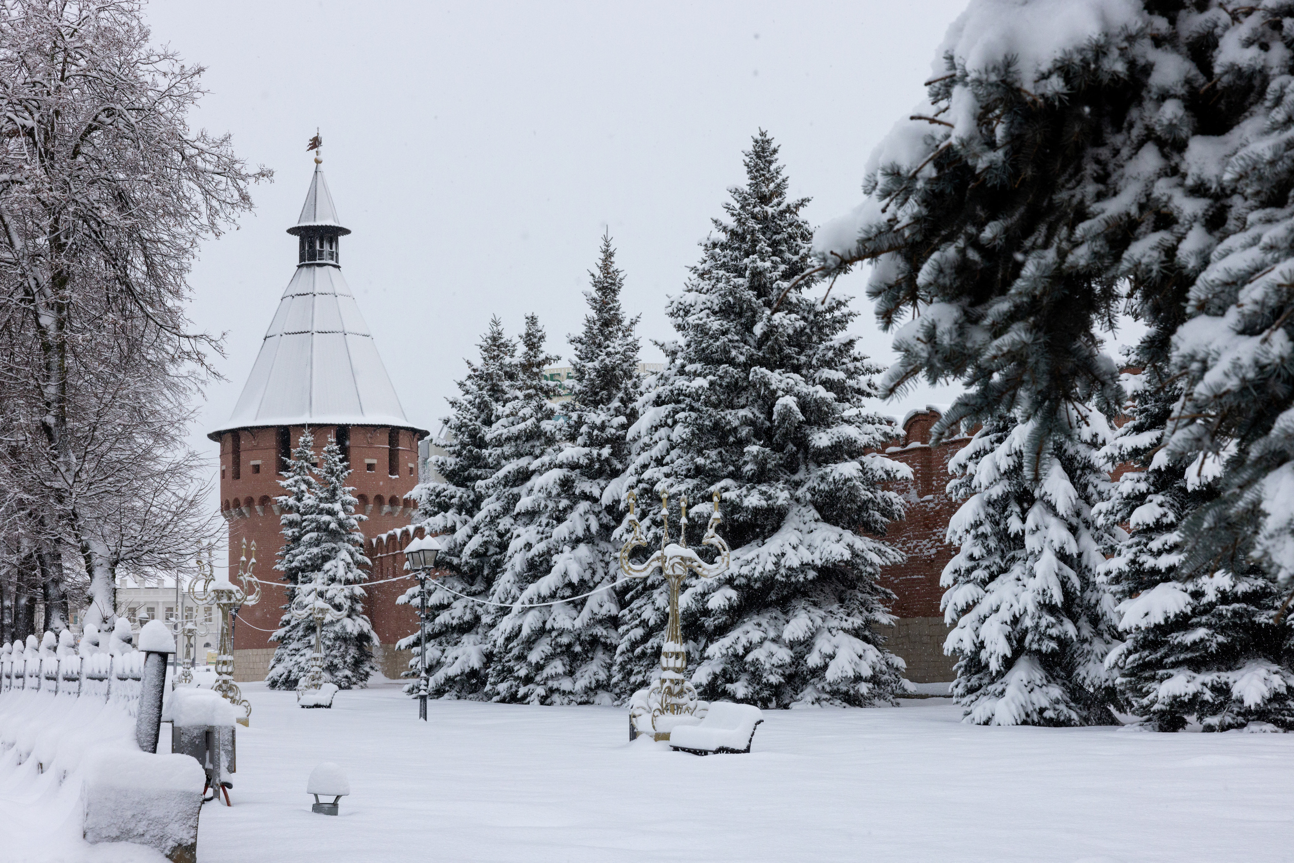 Тульский кремль после снегопада 16 декабря 2022 года. Фотограф в Туле Крупский АнДРей. Фотостудия «КАДР71» в Туле
